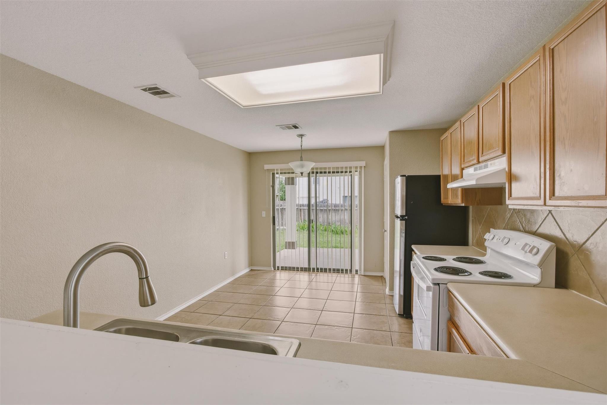 5509 Apple Orchard Ln, Austin, TX 78744