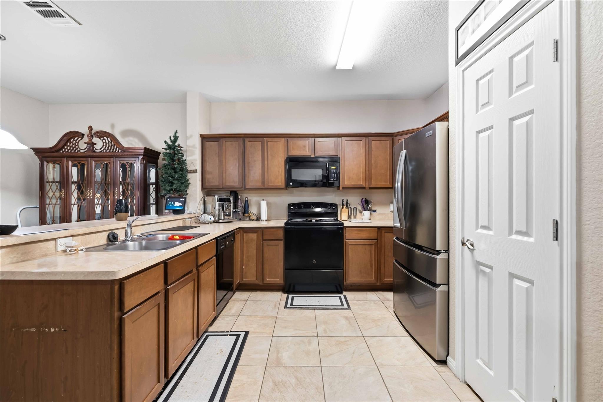 400 Carl Shipp Dr, Liberty Hill, TX 78642