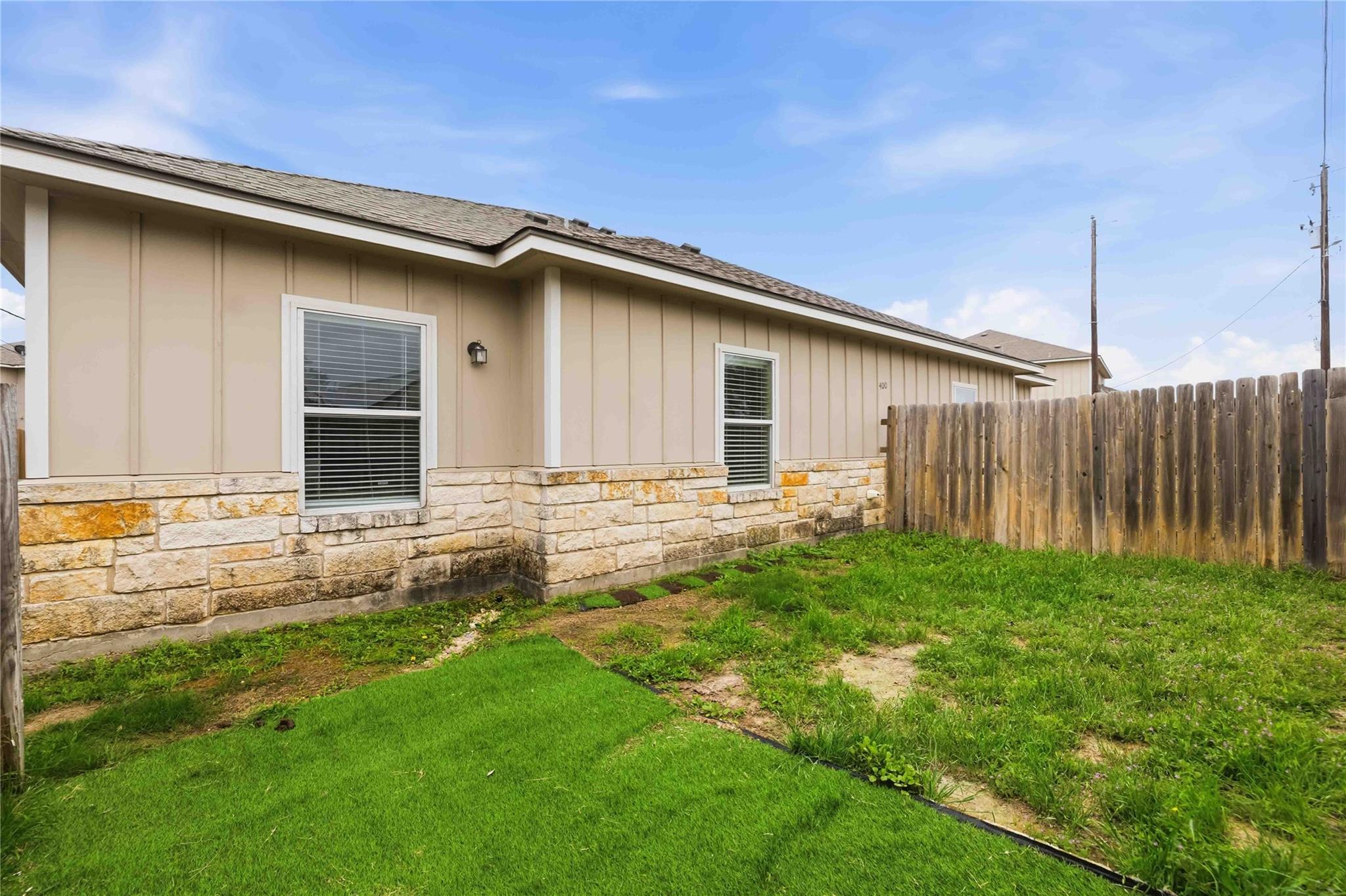 400 Carl Shipp Dr, Liberty Hill, TX 78642