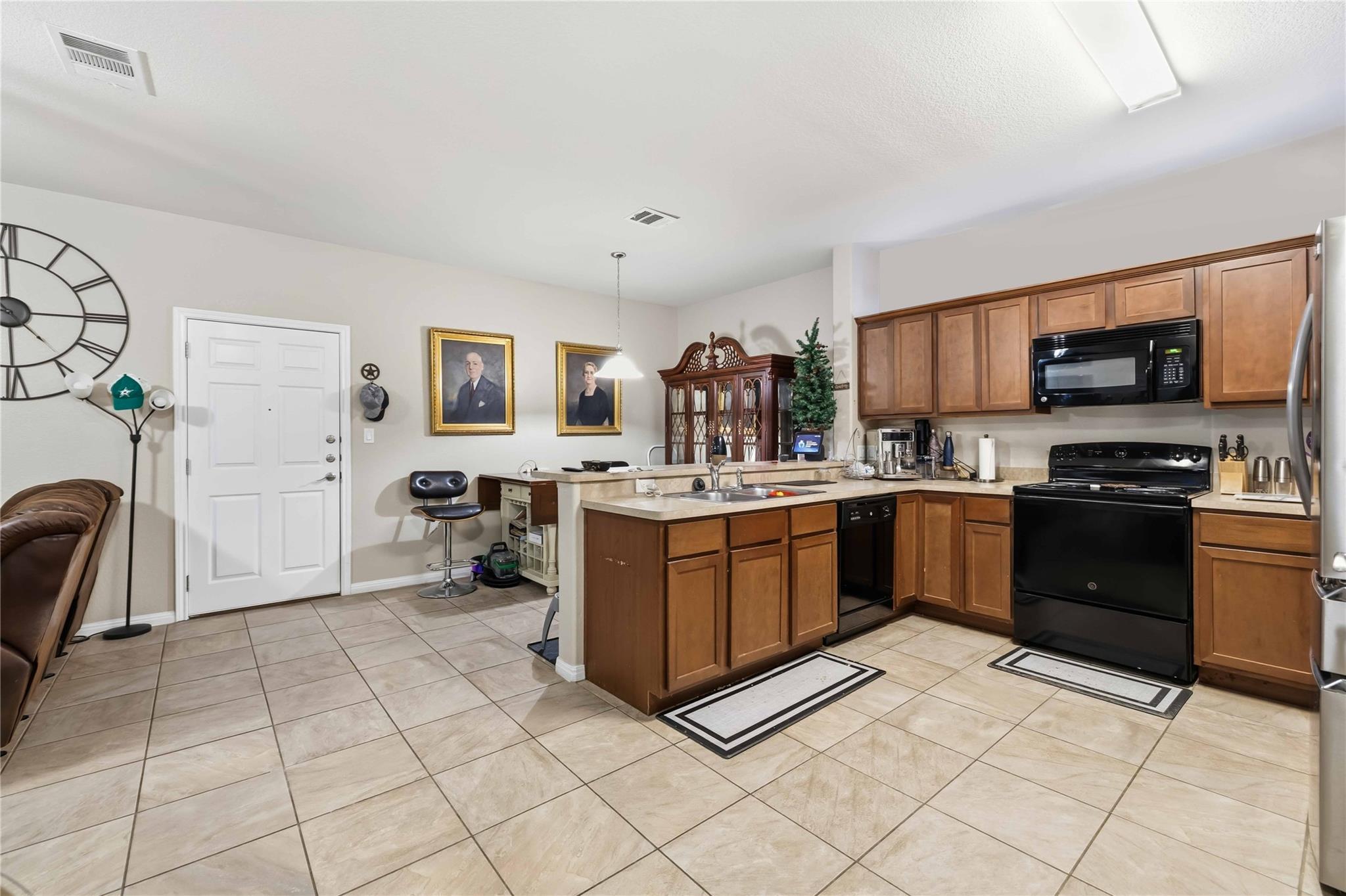 400 Carl Shipp Dr, Liberty Hill, TX 78642