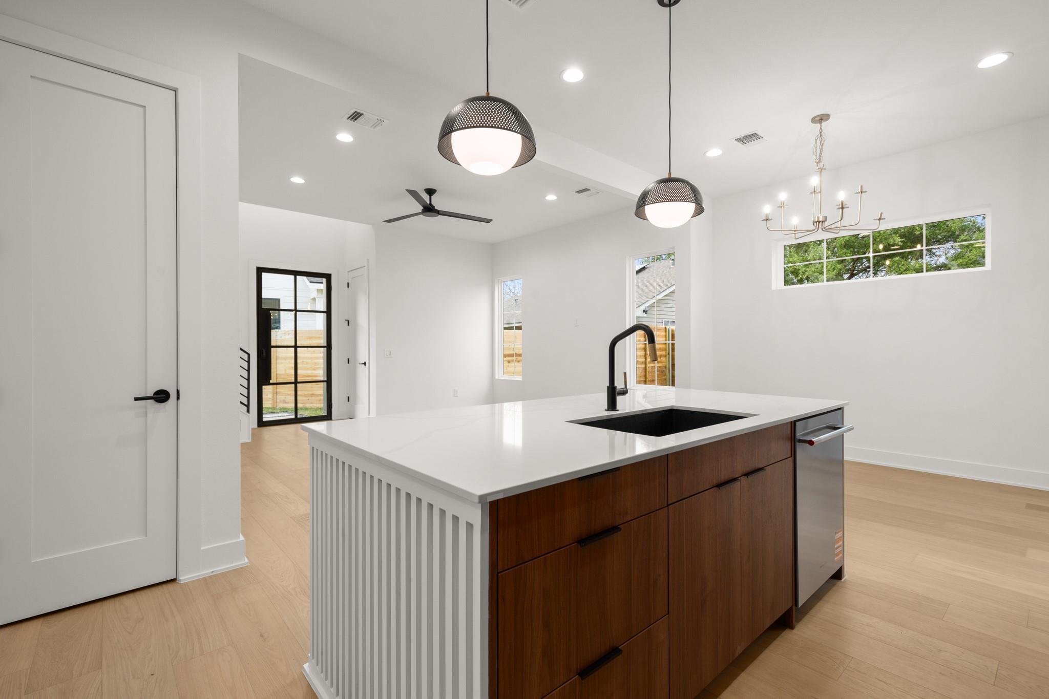 601 Vermont Rd # 2, Austin, TX 78702