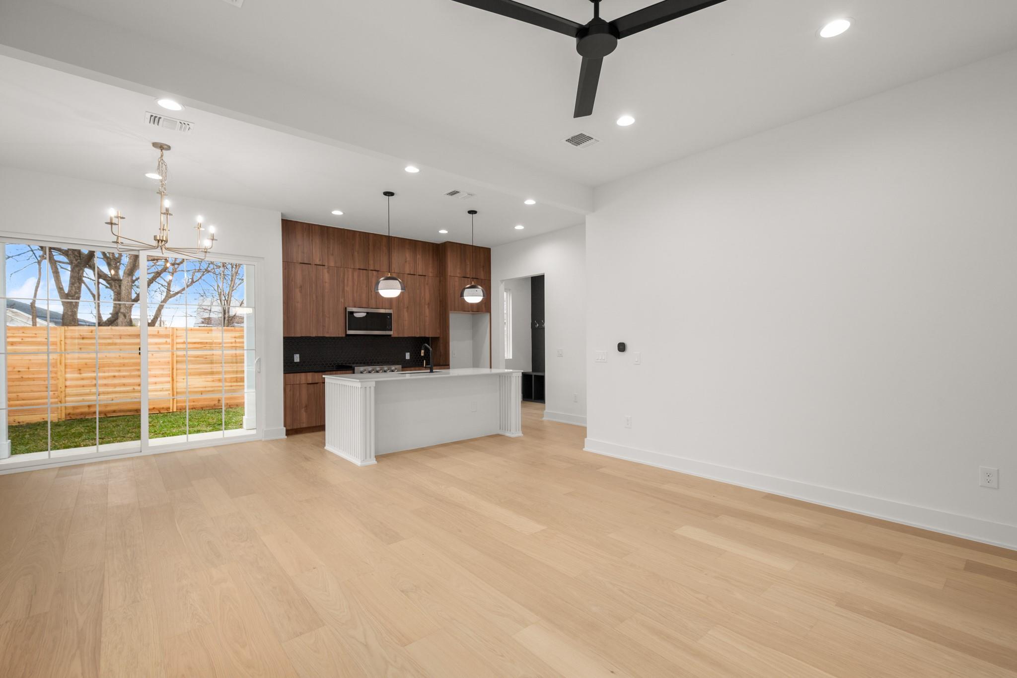 601 Vermont Rd # 2, Austin, TX 78702
