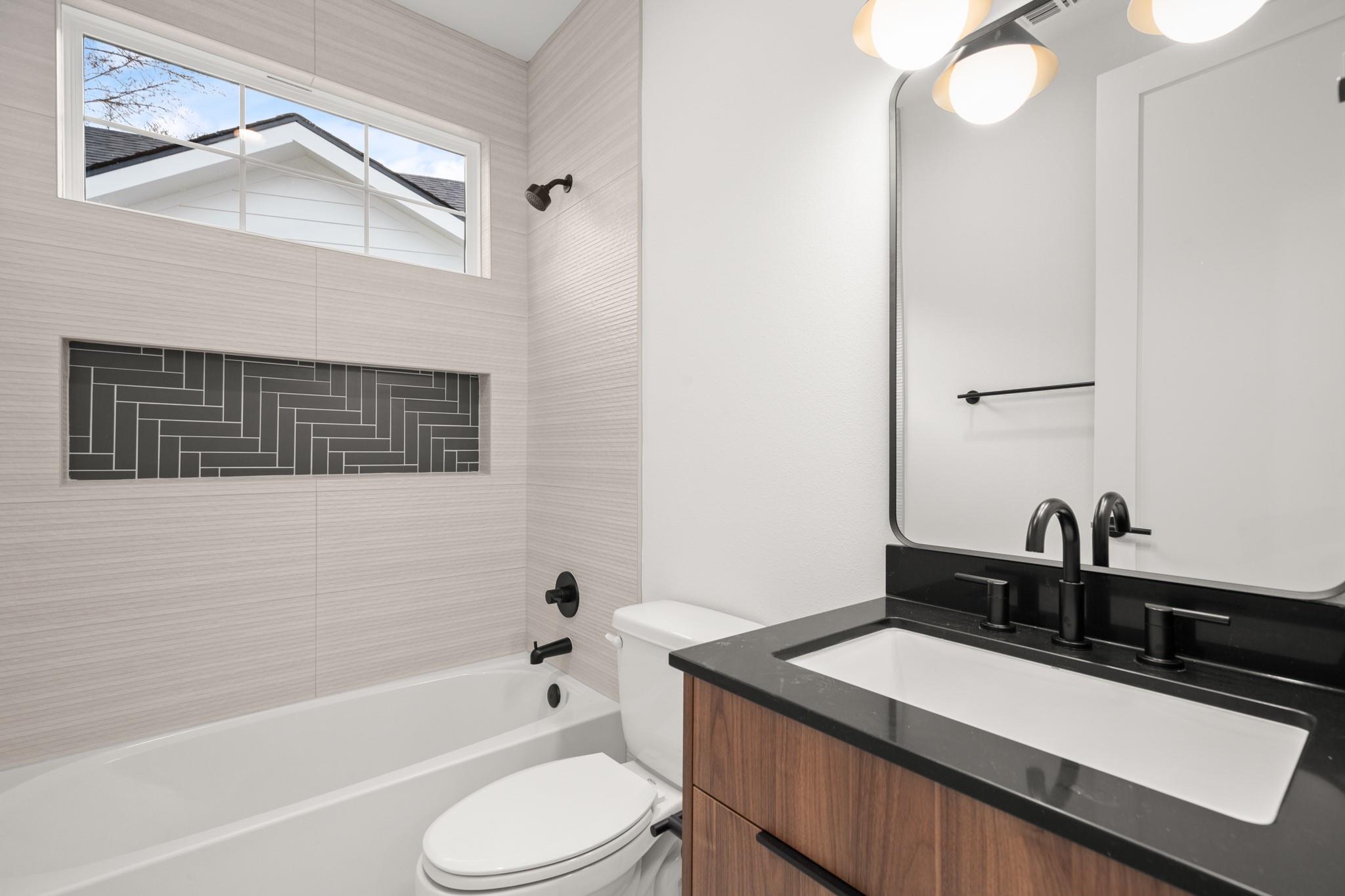 601 Vermont Rd # 2, Austin, TX 78702