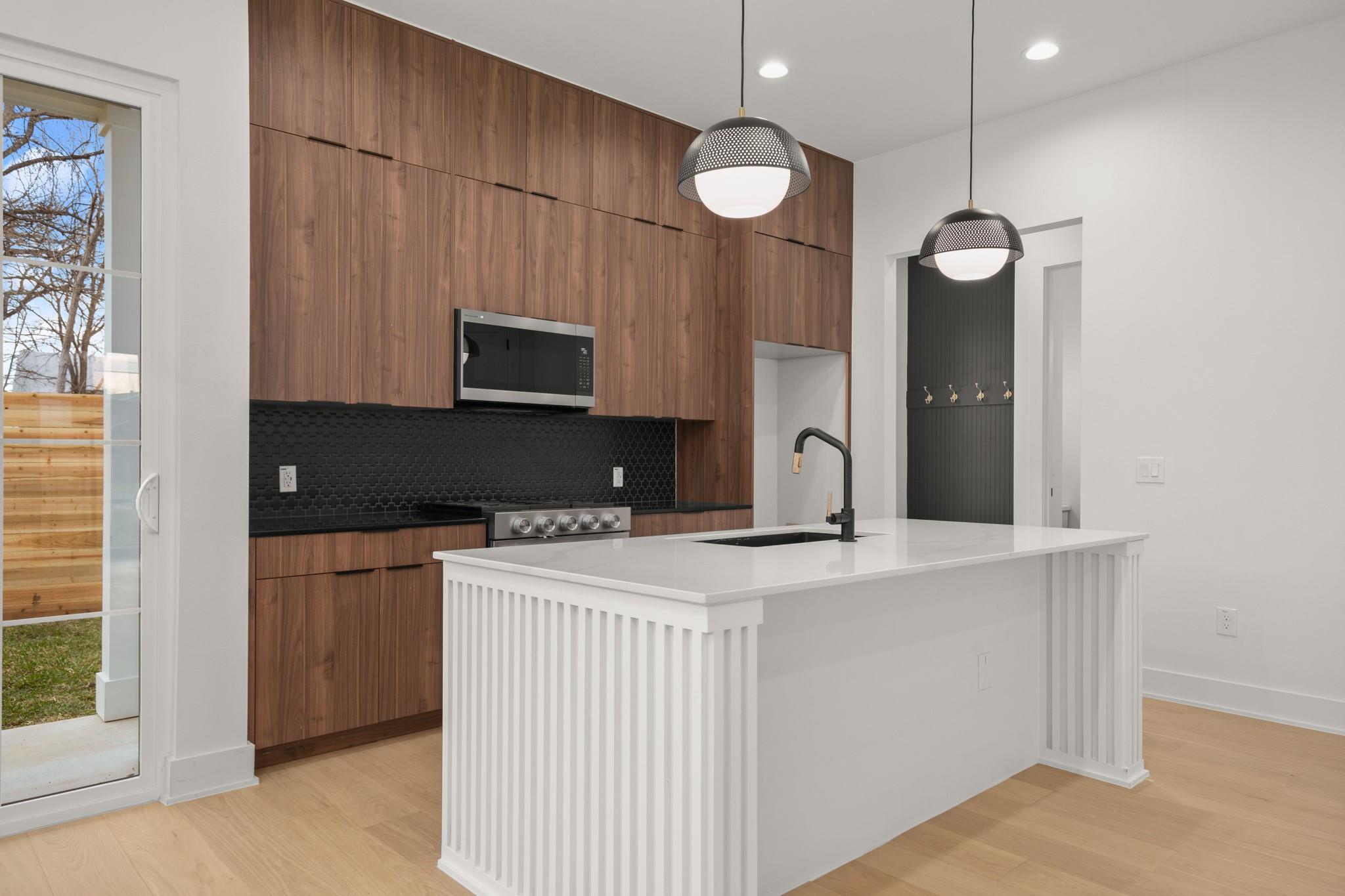 601 Vermont Rd # 2, Austin, TX 78702