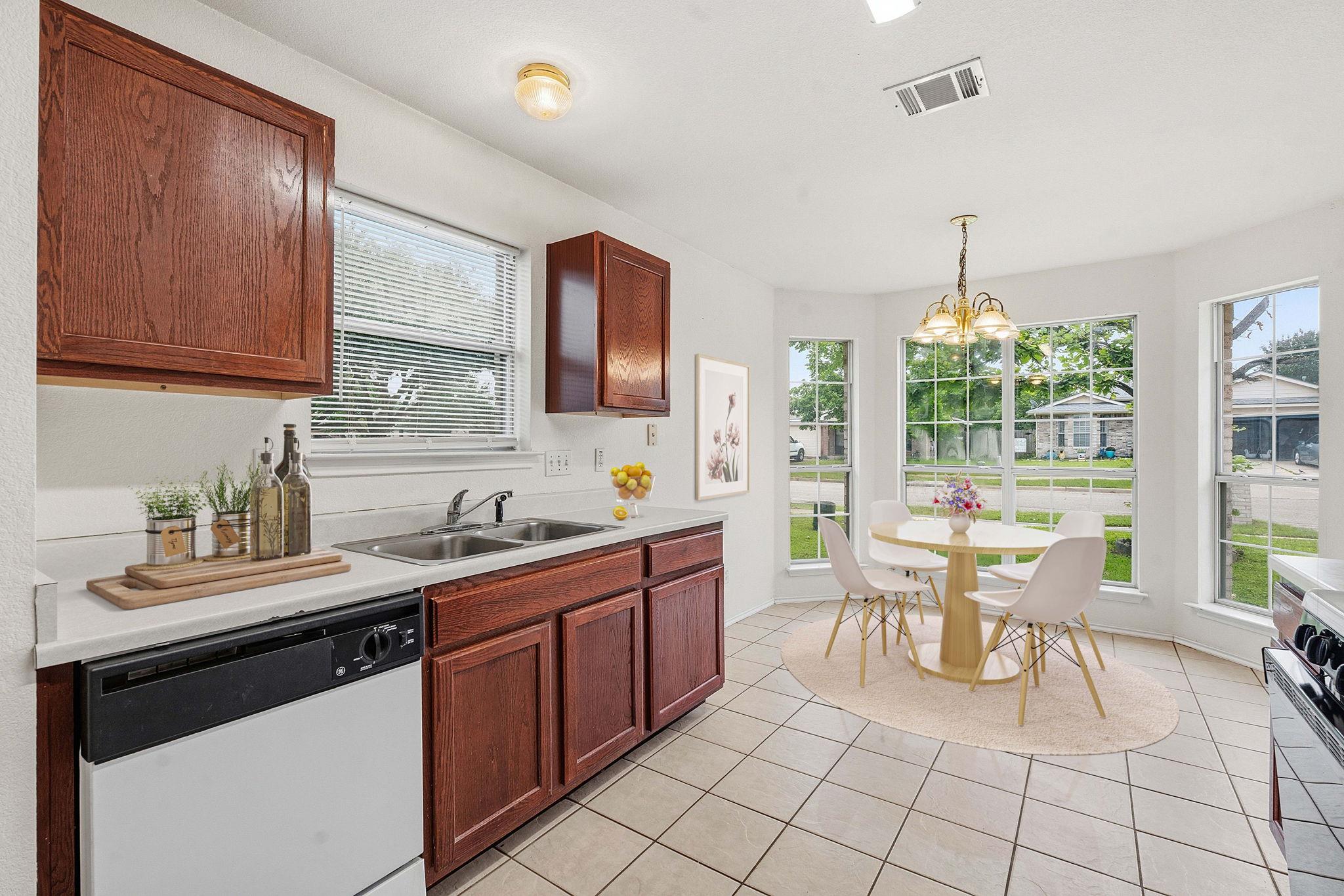 116 Blue Ridge Trl, Elgin, TX 78621
