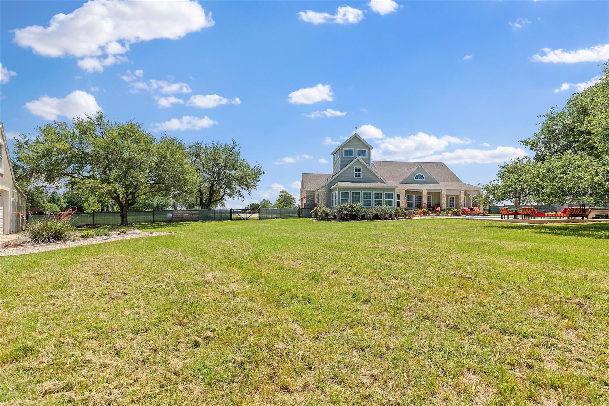 211 Pintail St, Kyle, TX 78640
