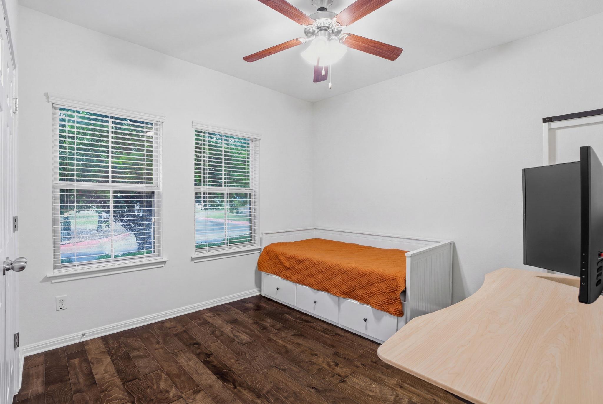2304 S Lakeline Blvd # 404, Cedar Park, TX 78613