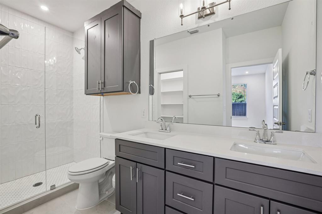 200 W 56th St # 8103, Austin, TX 78751