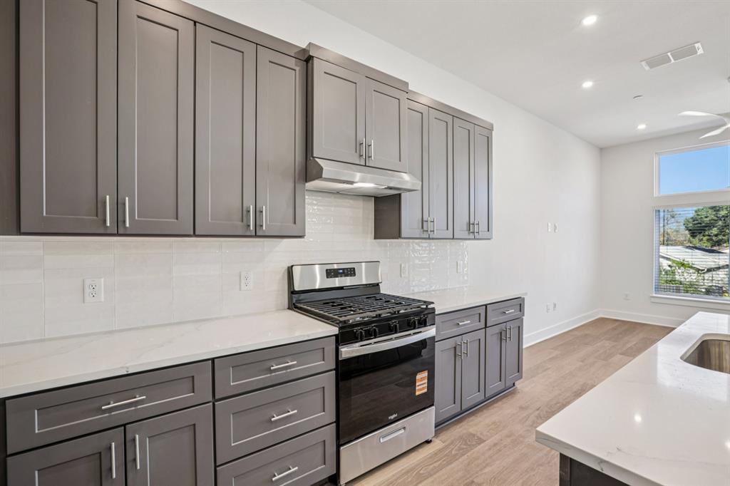 200 W 56th St # 8103, Austin, TX 78751