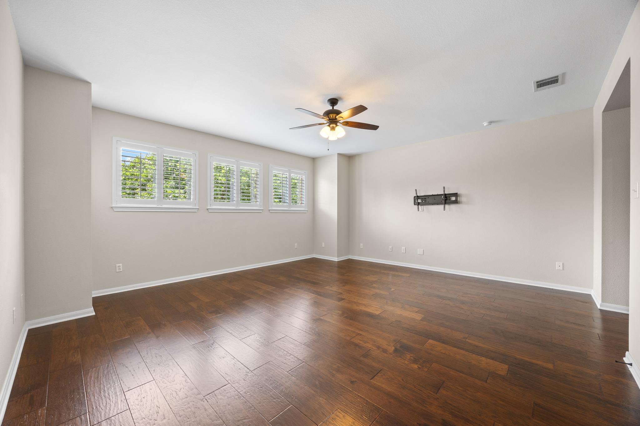 1303 Quiet Creek Dr, Cedar Park, TX 78613