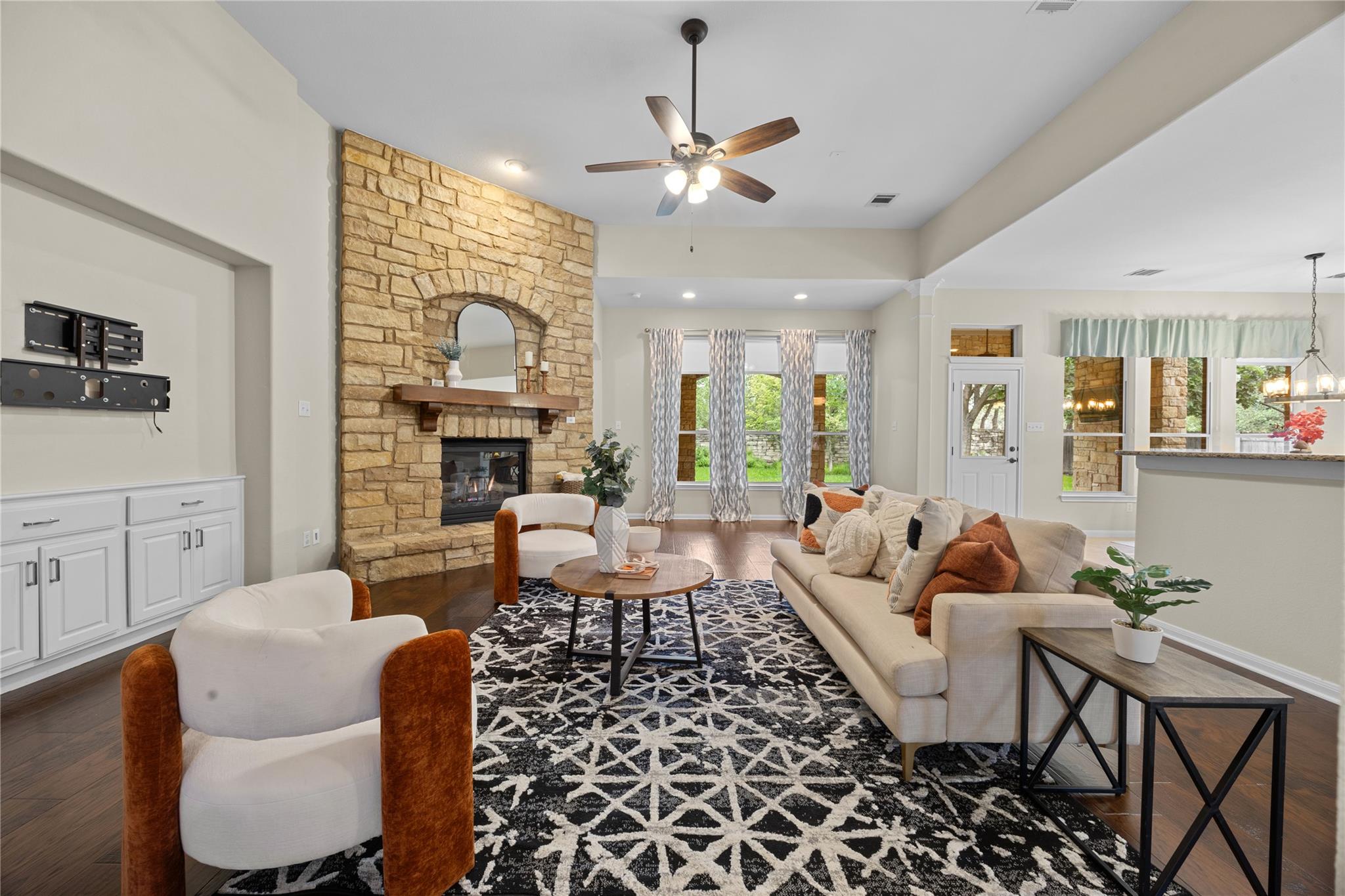 1303 Quiet Creek Dr, Cedar Park, TX 78613