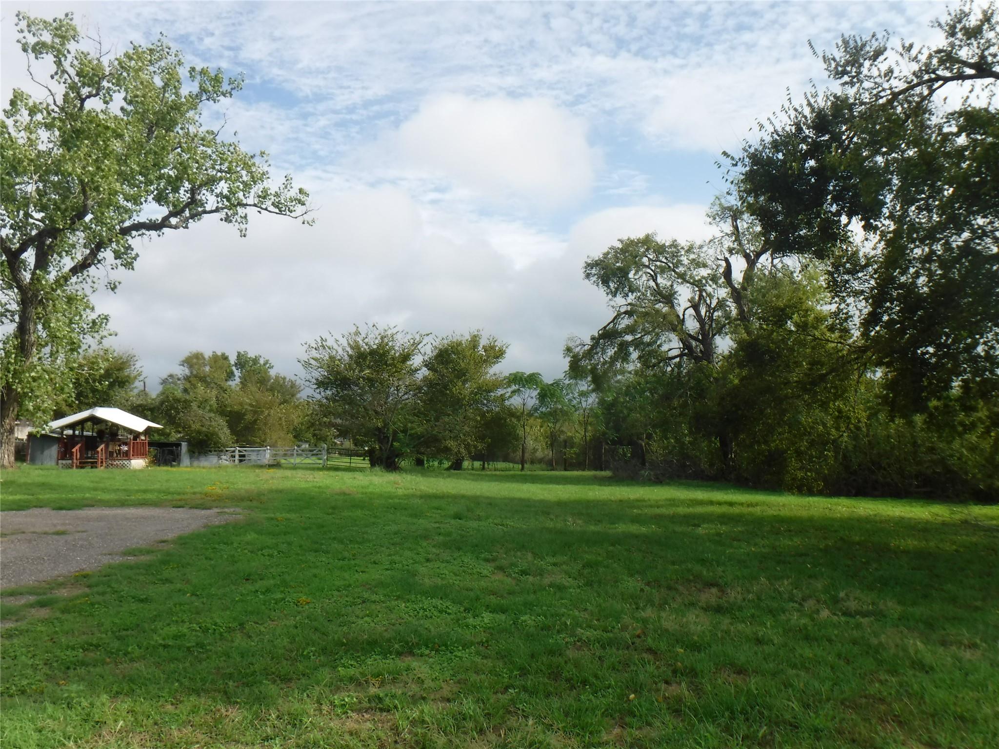 524 Old McDade Rd Old McDade Rd, Elgin, TX 78621
