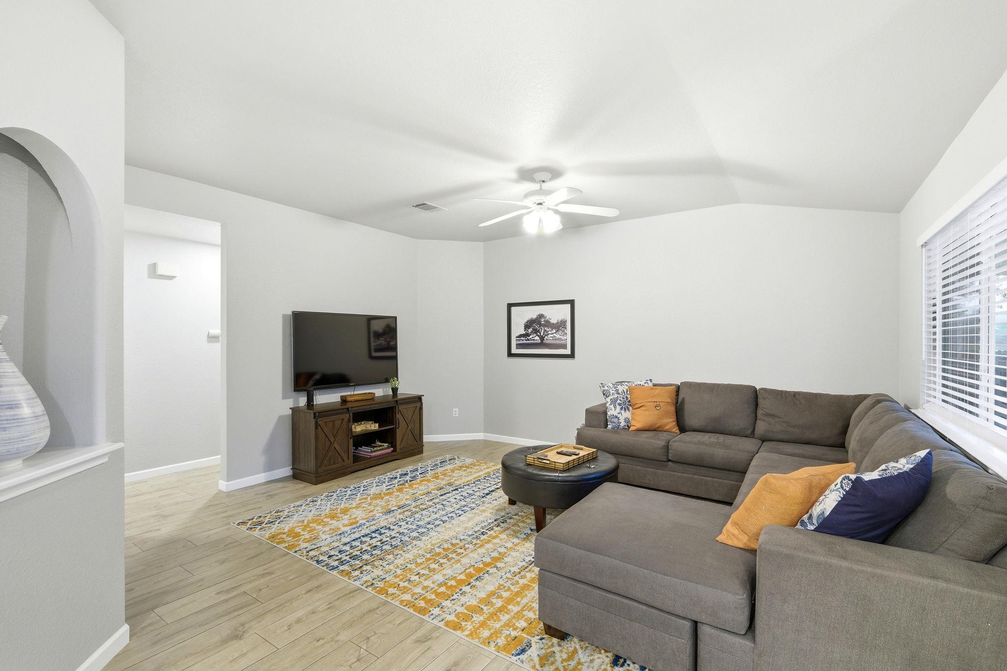 602 Stallion Dr, Cedar Park, TX 78613