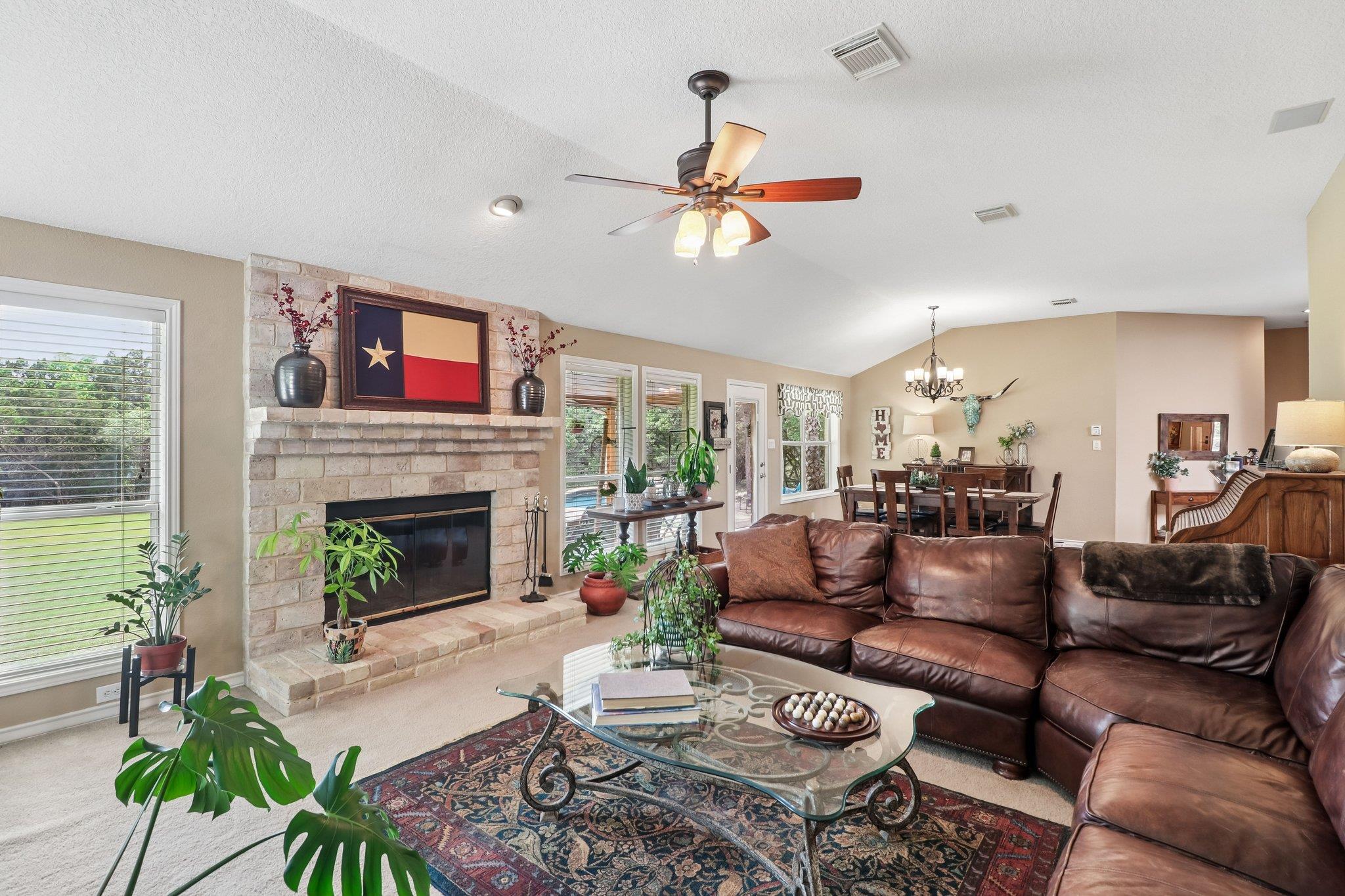 9212 Shady Meadow Dr, Boerne, TX 78006