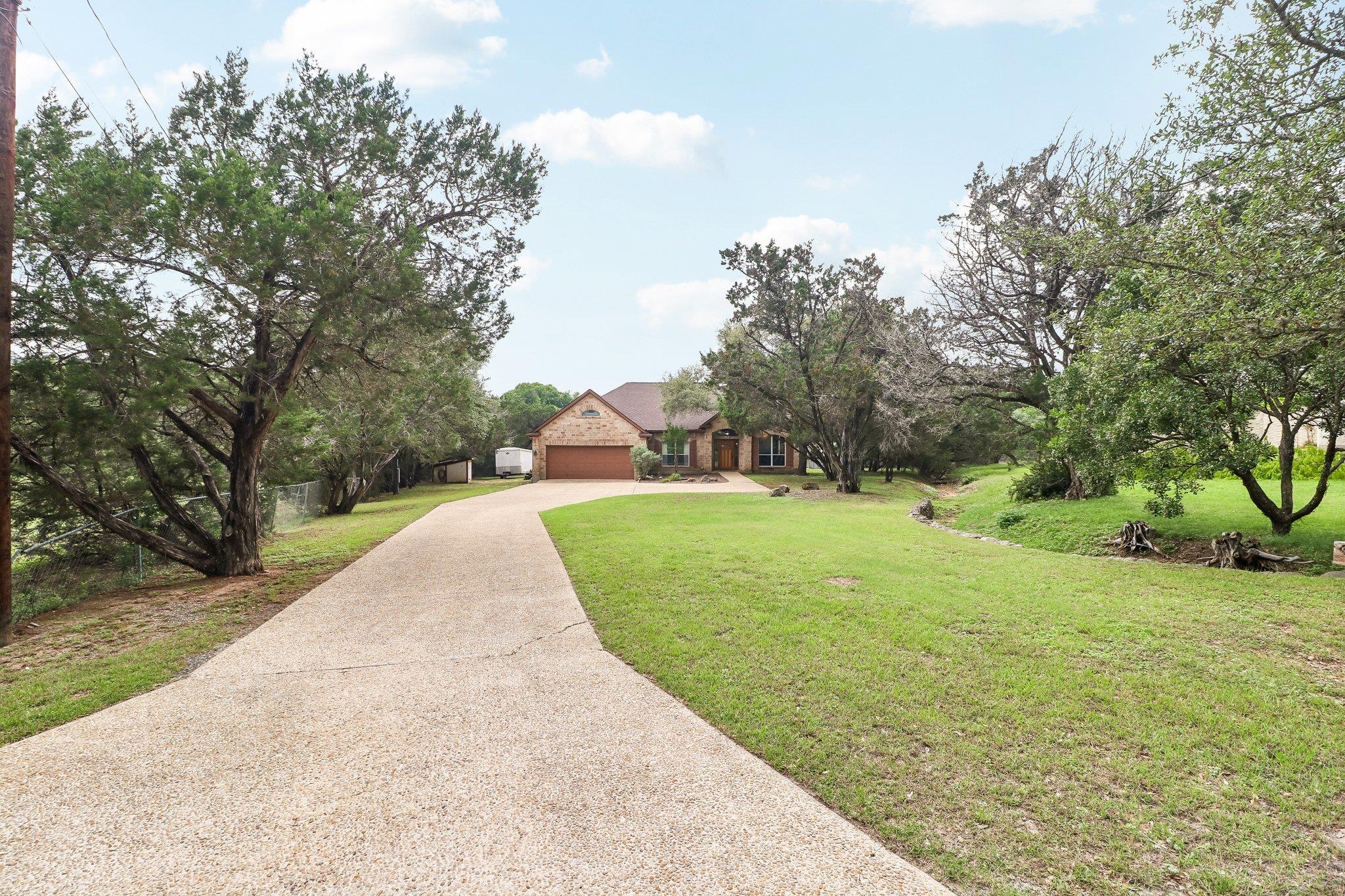 9212 Shady Meadow Dr, Boerne, TX 78006