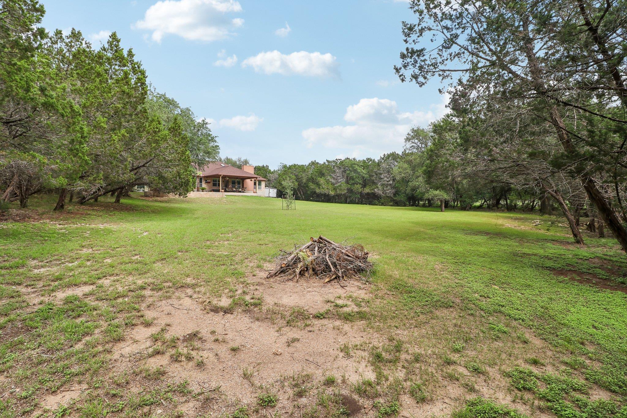9212 Shady Meadow Dr, Boerne, TX 78006