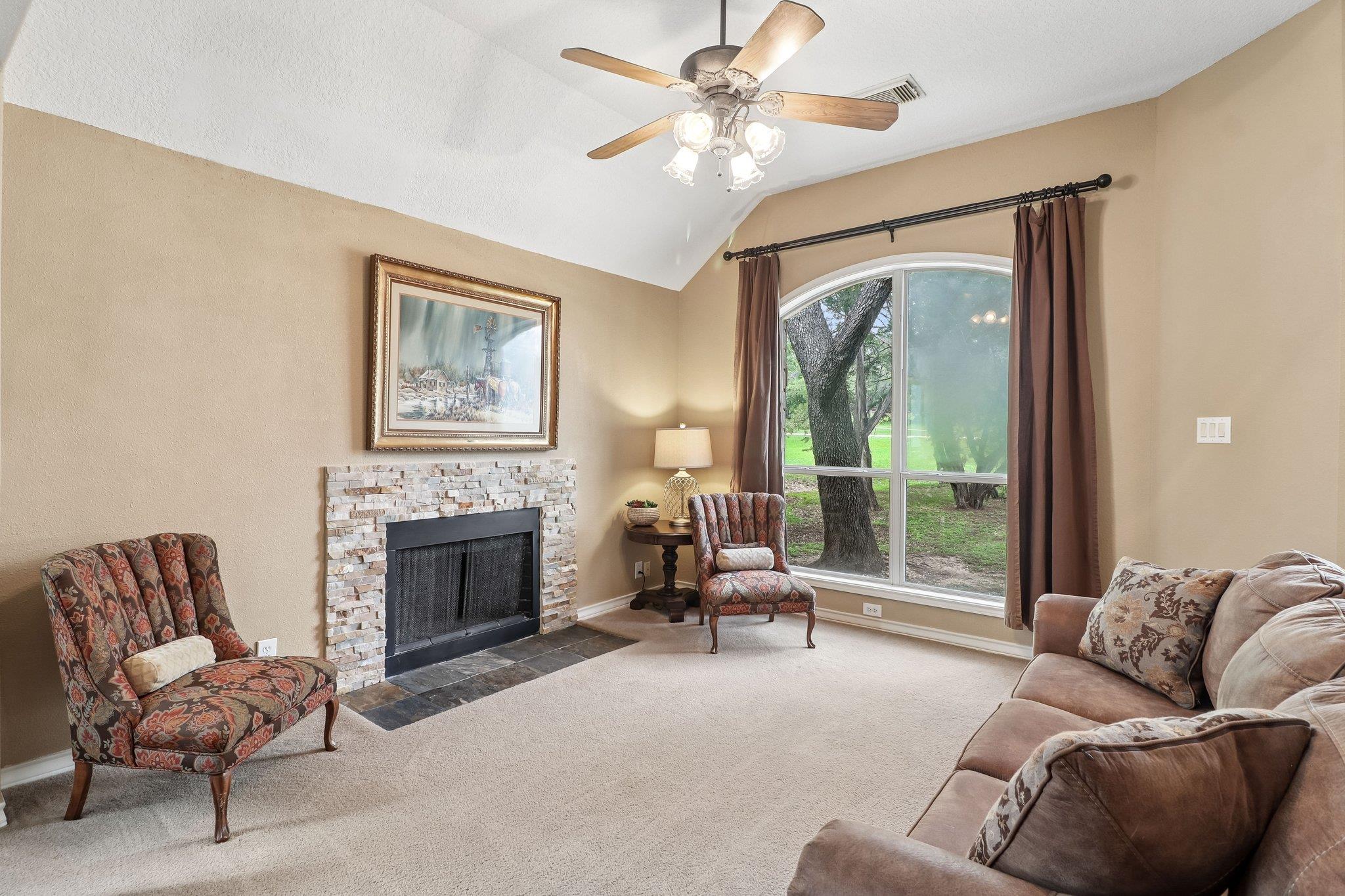 9212 Shady Meadow Dr, Boerne, TX 78006