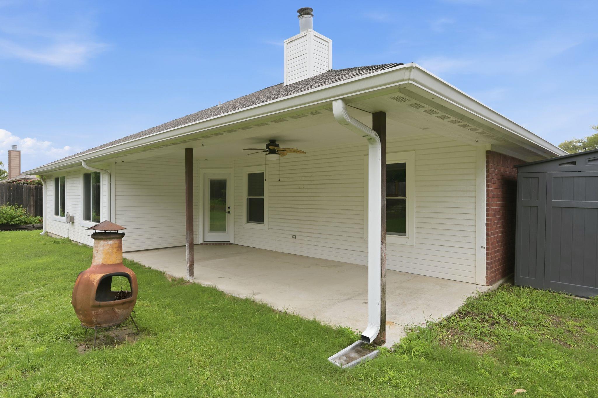 1507 E Johnson St, Burnet, TX 78611
