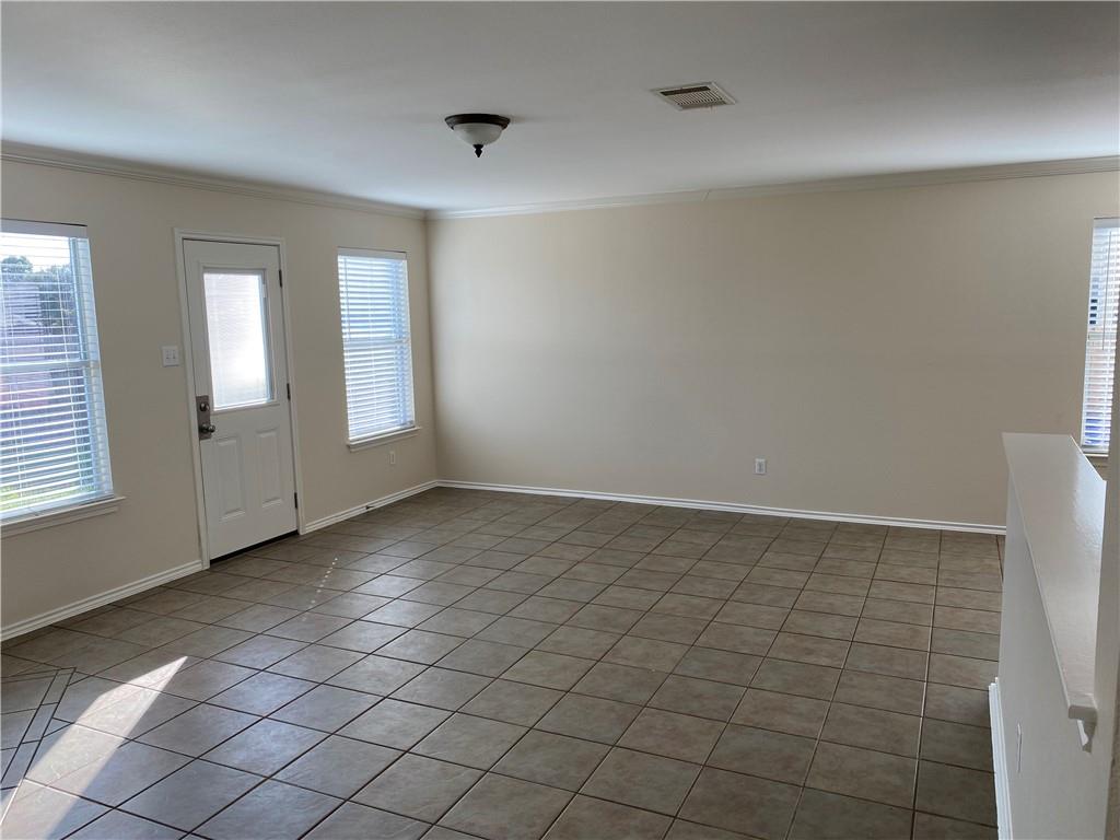 804 Sherry Dr, Leander, TX 78641