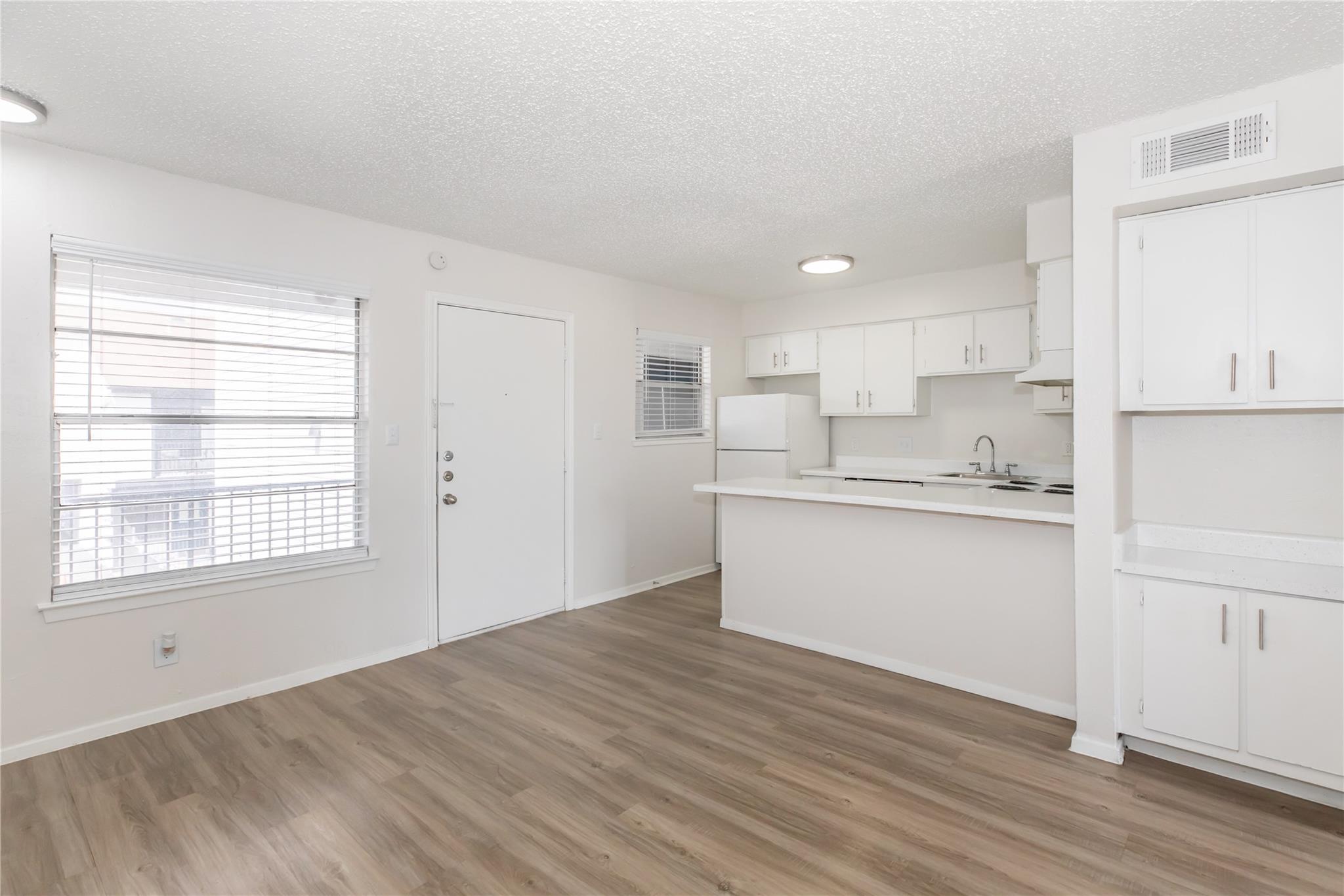 6010 N Lamar Blvd # 205, Austin, TX 78752