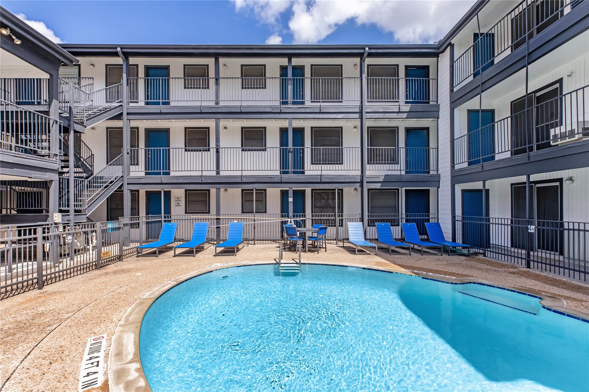6010 N Lamar Blvd # 205, Austin, TX 78752