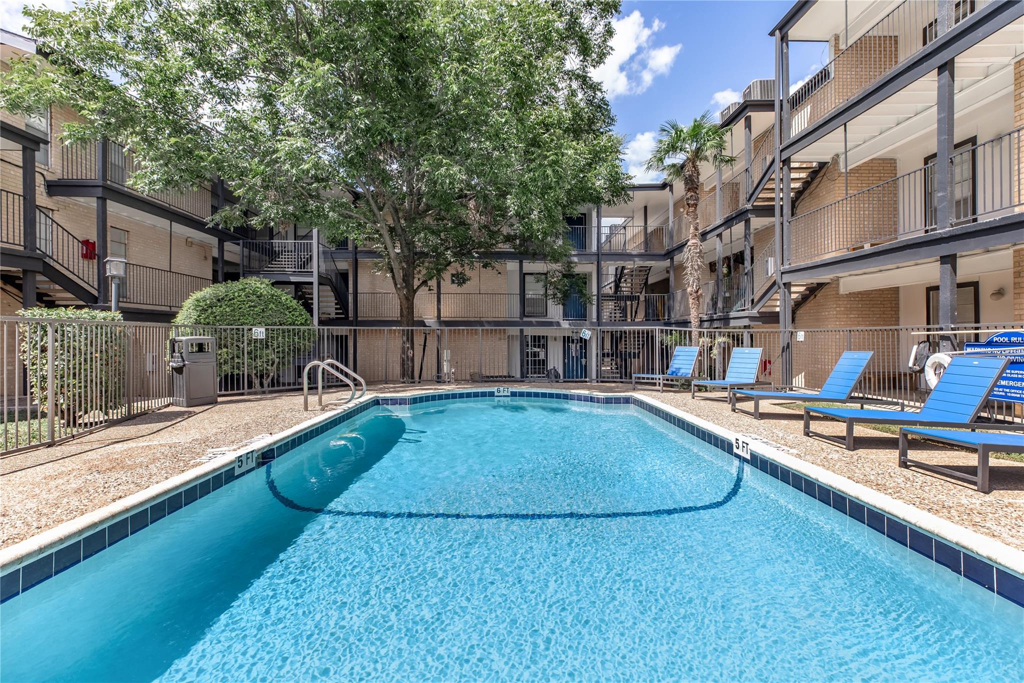 6008 N Lamar Blvd # 114, Austin, TX 78752