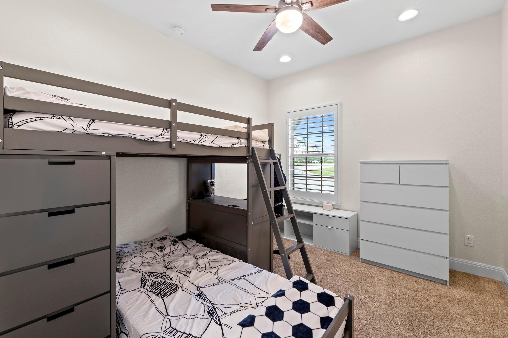 1900 Little Elm Trl # 153, Cedar Park, TX 78613