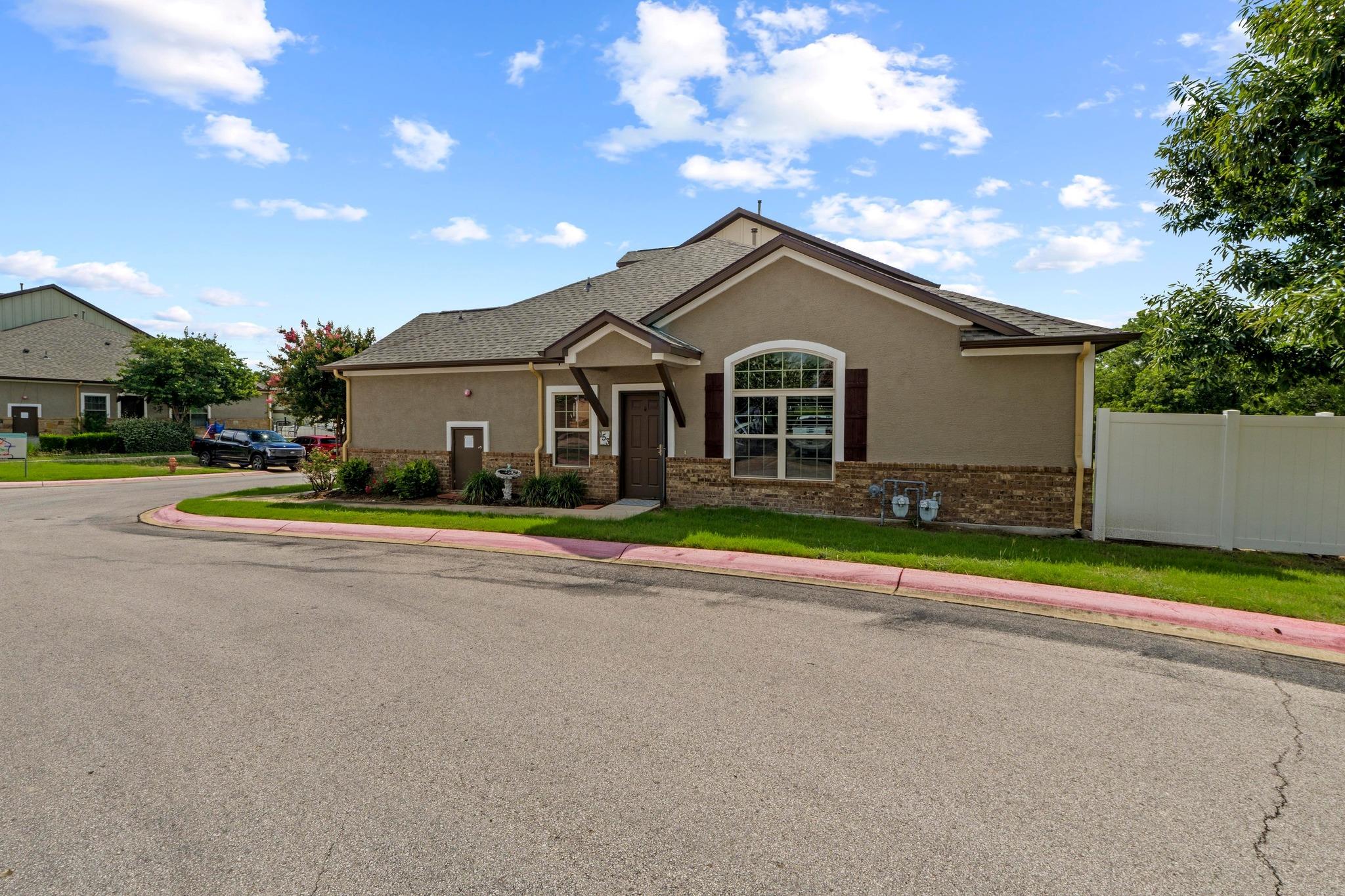 1900 Little Elm Trl # 153, Cedar Park, TX 78613