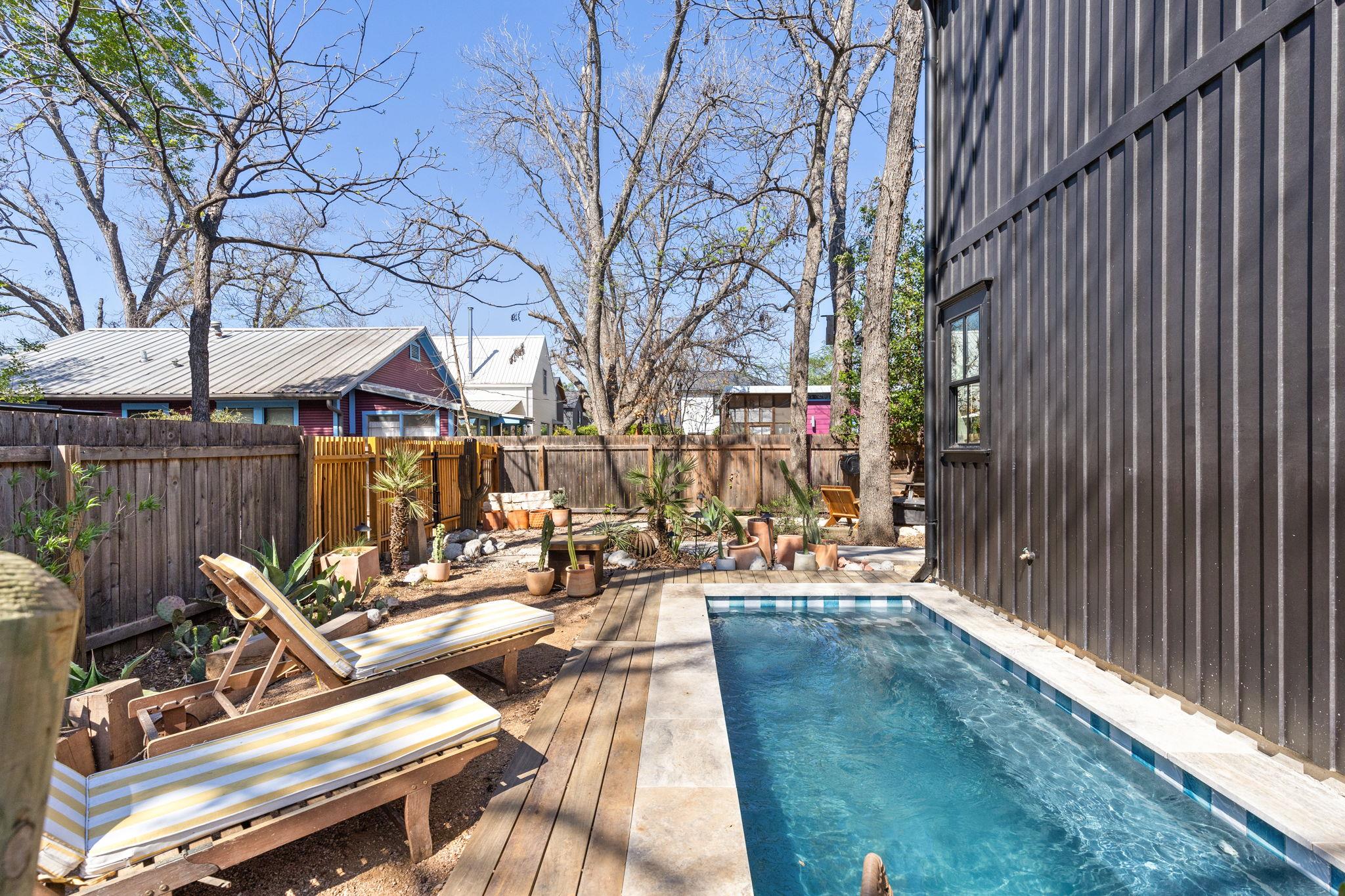 903 Mansell Ave # B, Austin, TX 78702