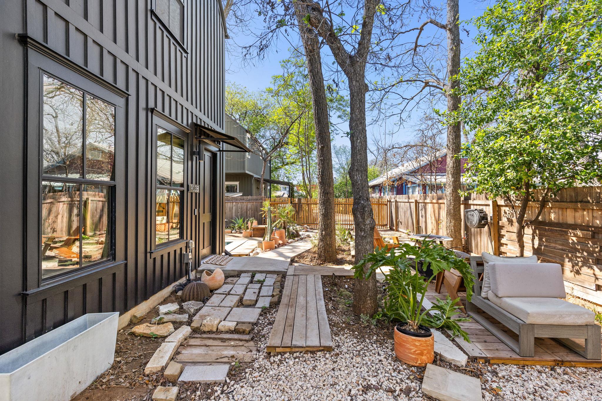 903 Mansell Ave # B, Austin, TX 78702