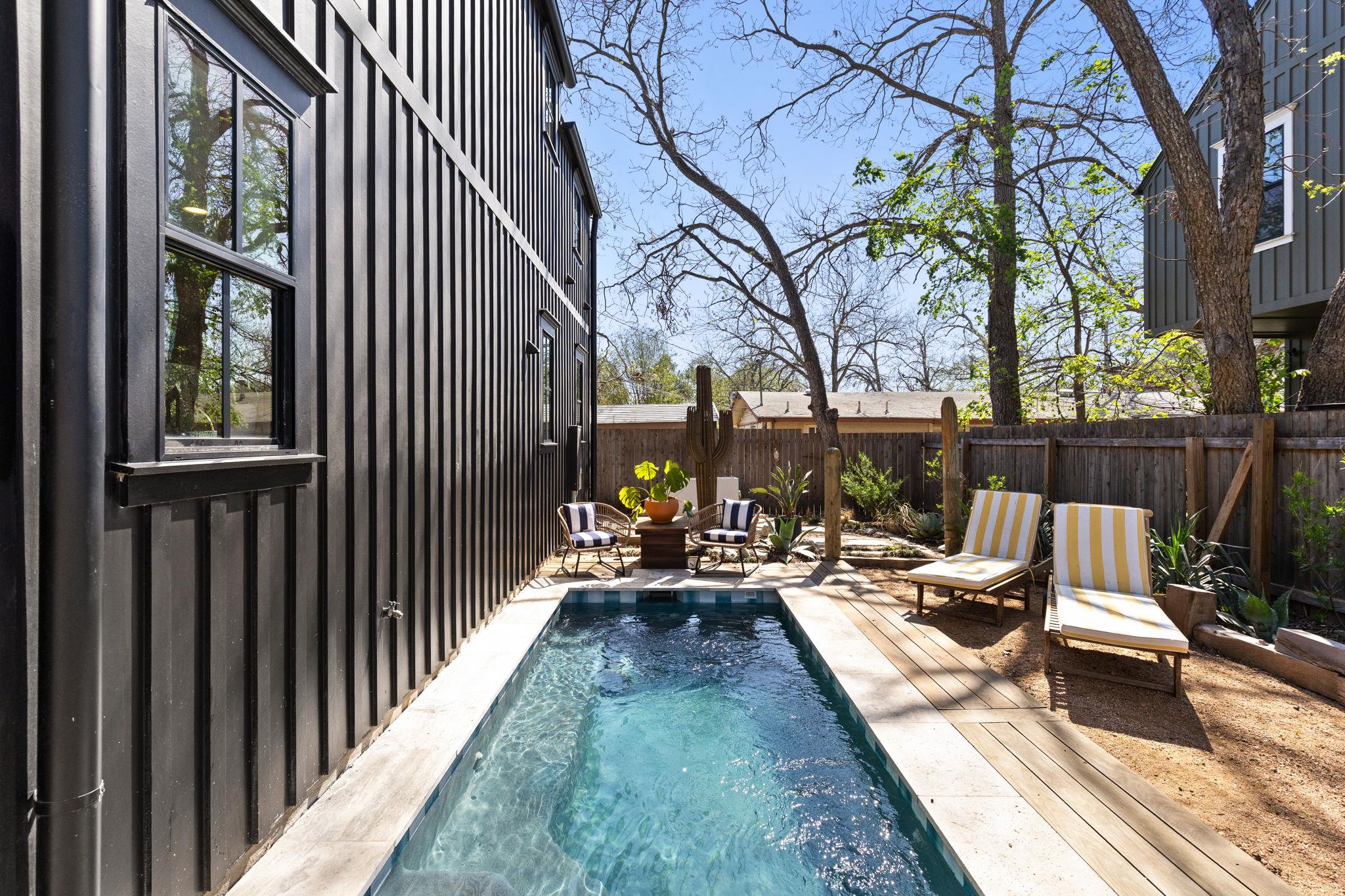 903 Mansell Ave # B, Austin, TX 78702