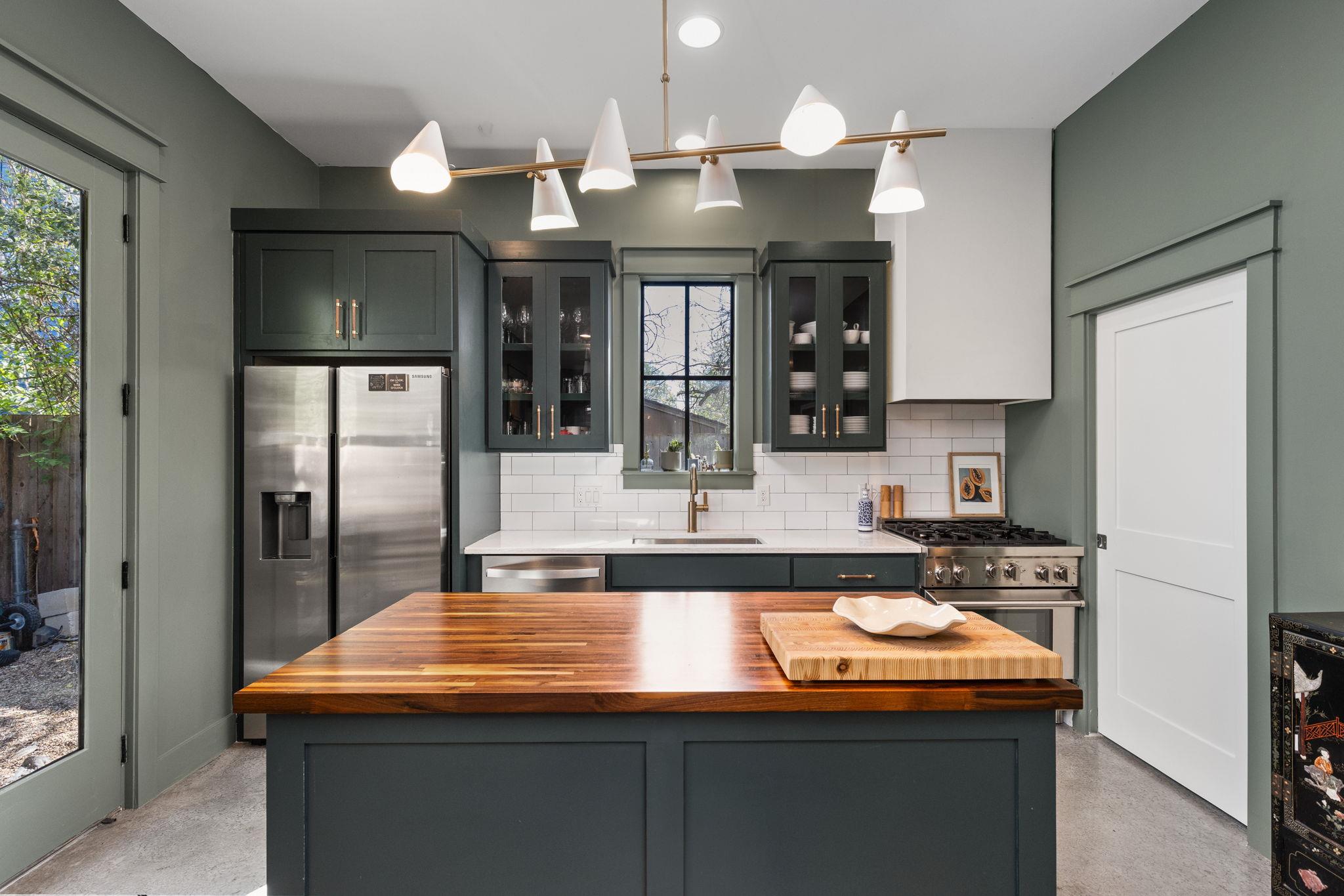 903 Mansell Ave # B, Austin, TX 78702