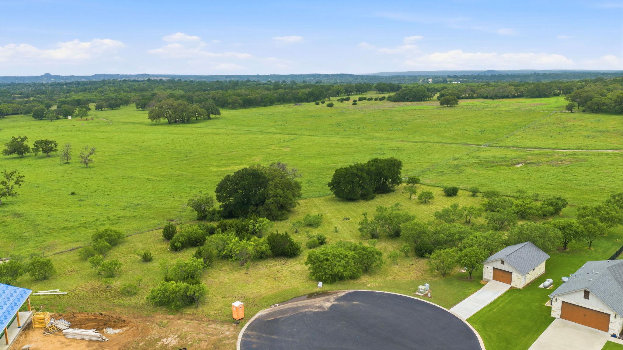 104 Round Up Cir, Burnet, TX 78611