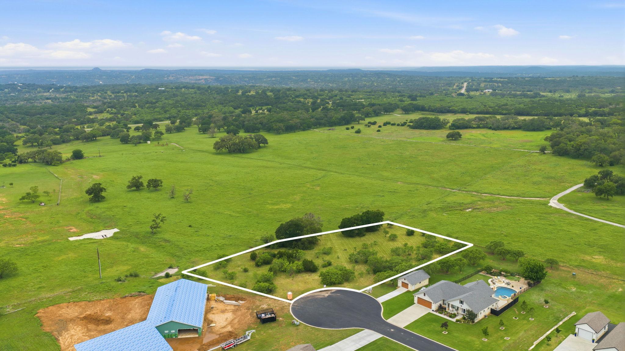 104 Round Up Cir, Burnet, TX 78611