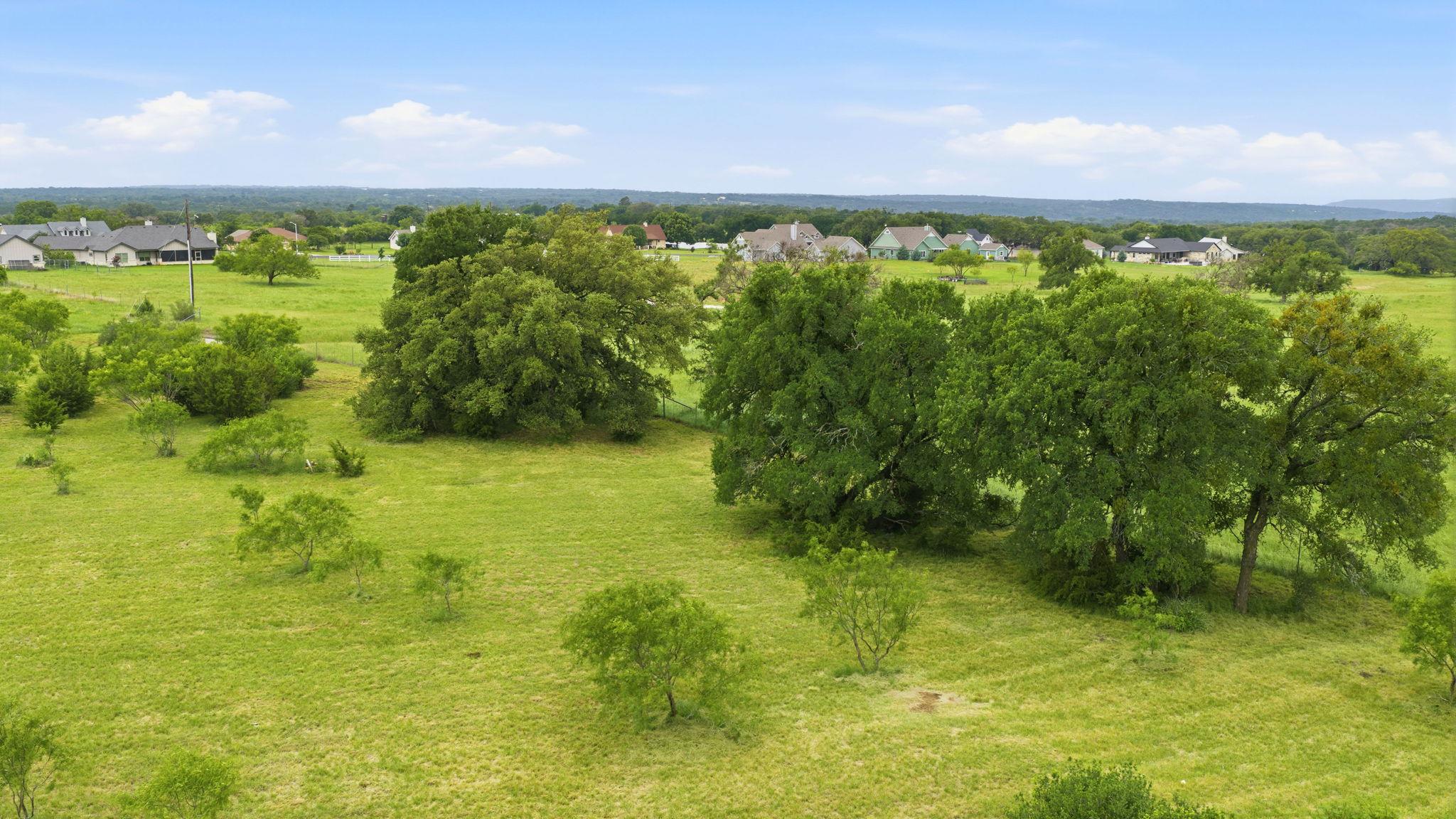 104 Round Up Cir, Burnet, TX 78611