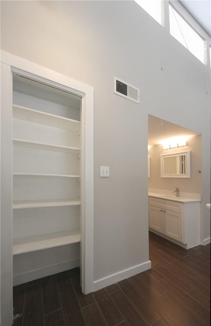 1600 West Ave # 18, Austin, TX 78701