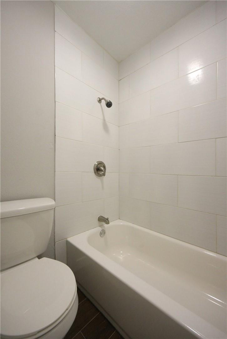 1600 West Ave # 18, Austin, TX 78701