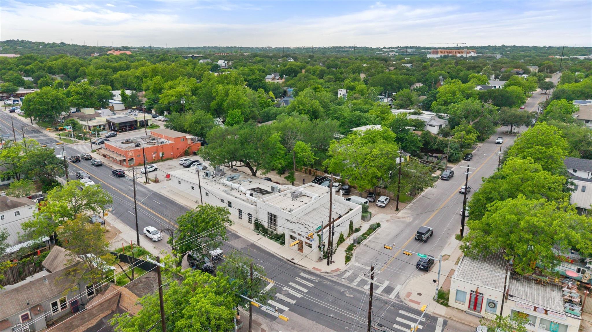 613 W Annie St # A, Austin, TX 78704