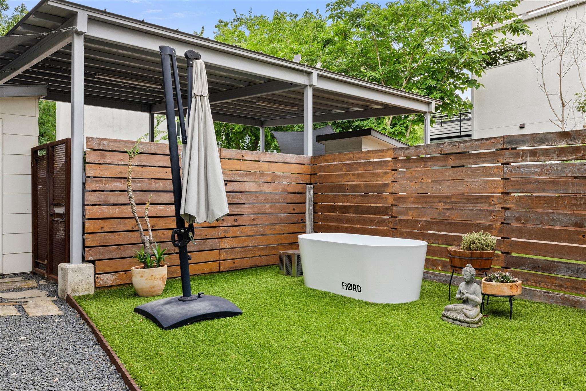 613 W Annie St # A, Austin, TX 78704