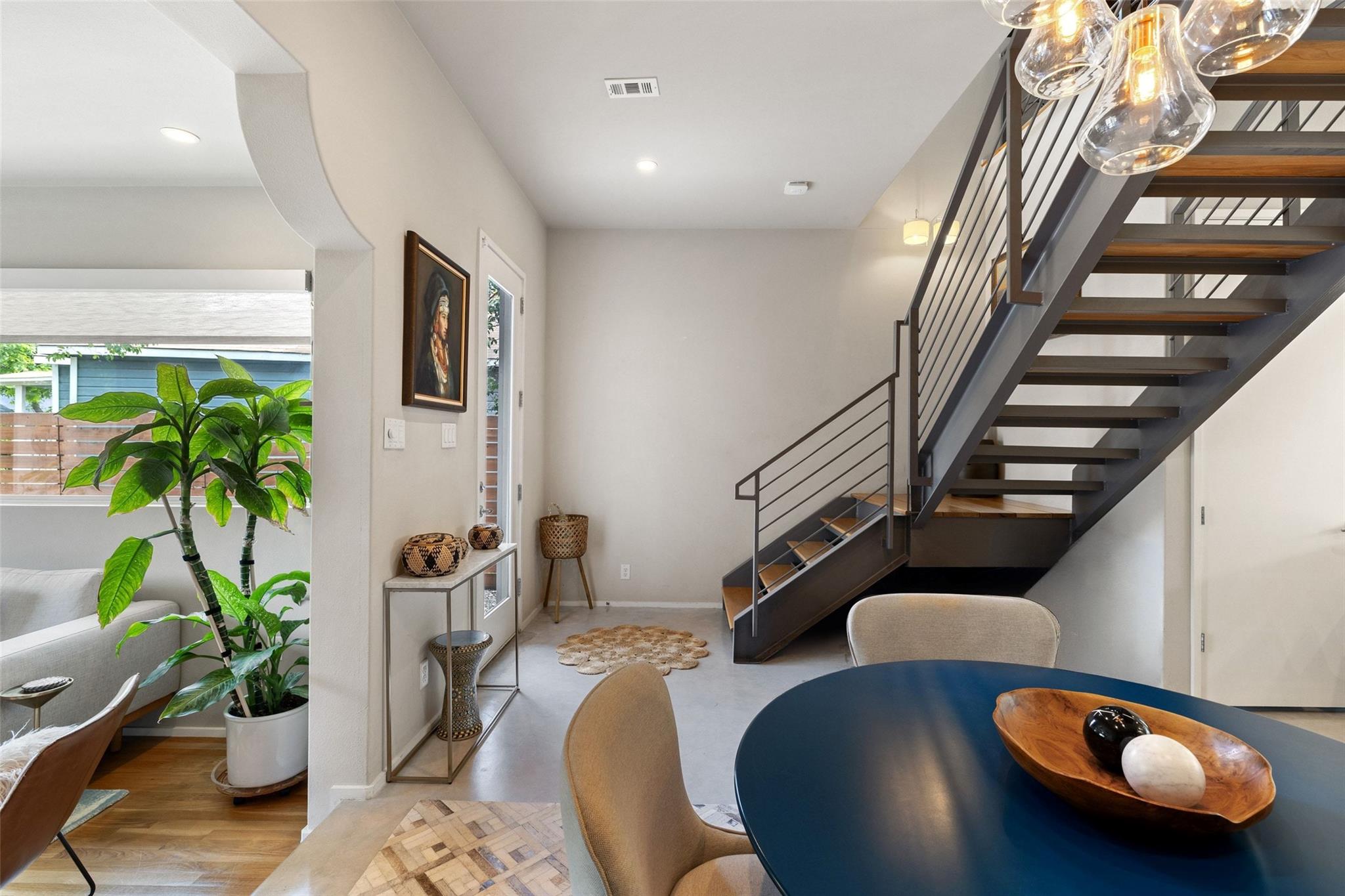 613 W Annie St # A, Austin, TX 78704