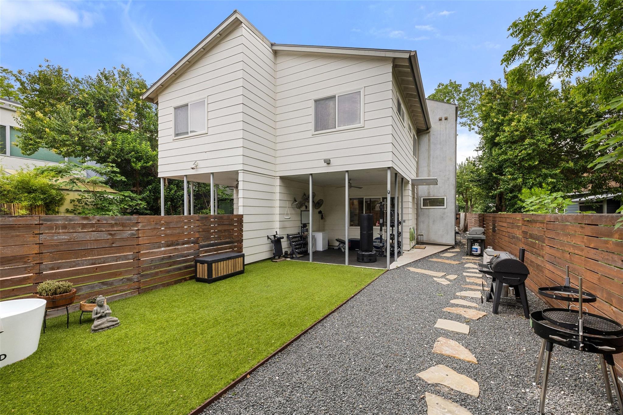 613 W Annie St # A, Austin, TX 78704