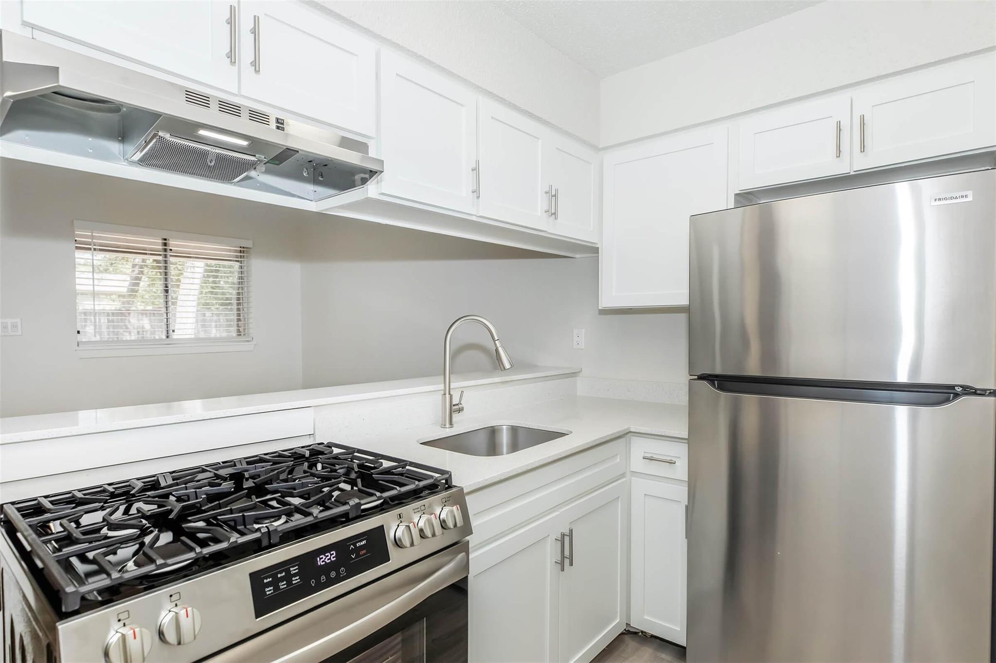 609 E 45th St # 104, Austin, TX 78751