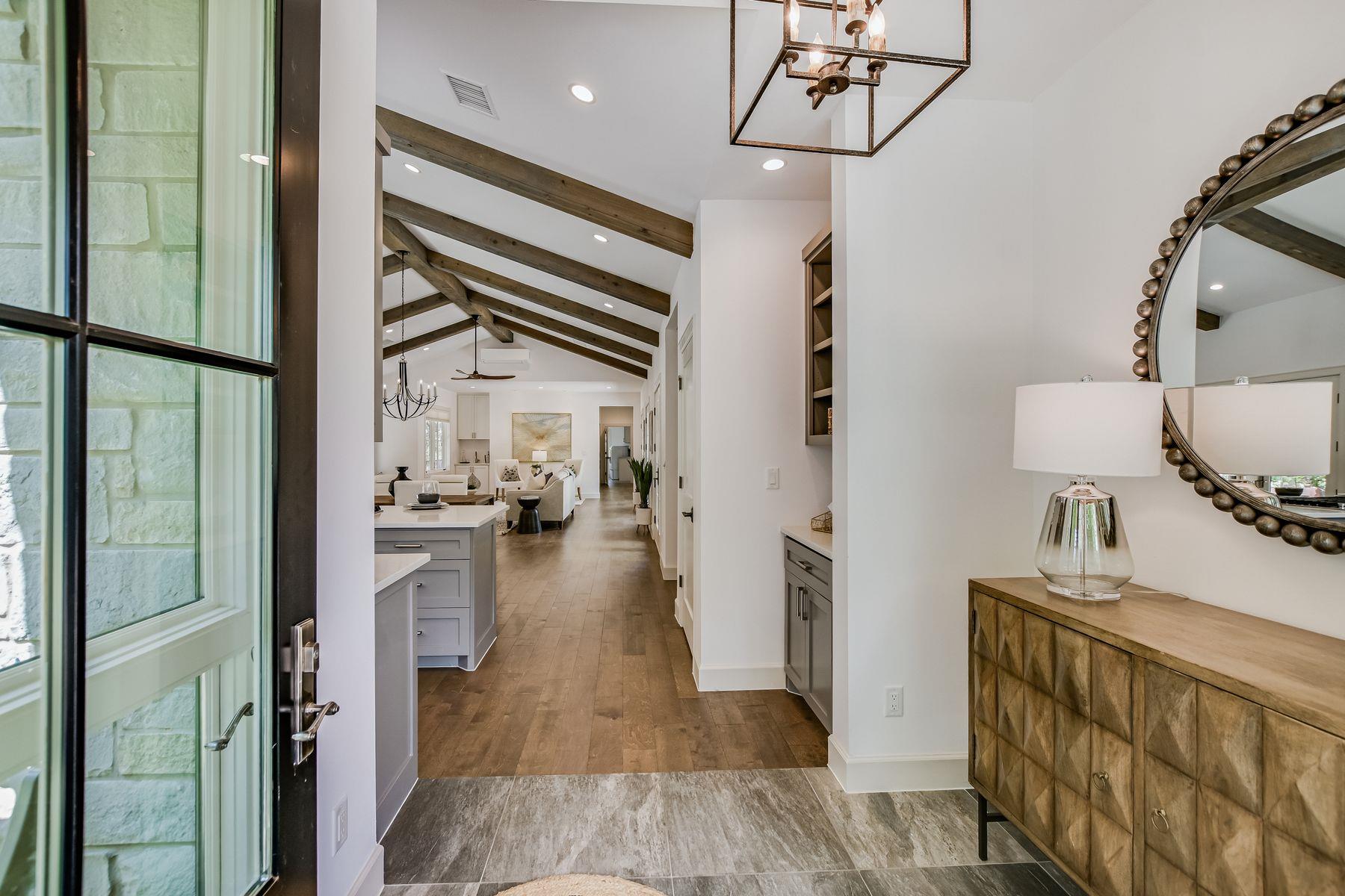 1707 River Hills Rd # B & C, Austin, TX 78733