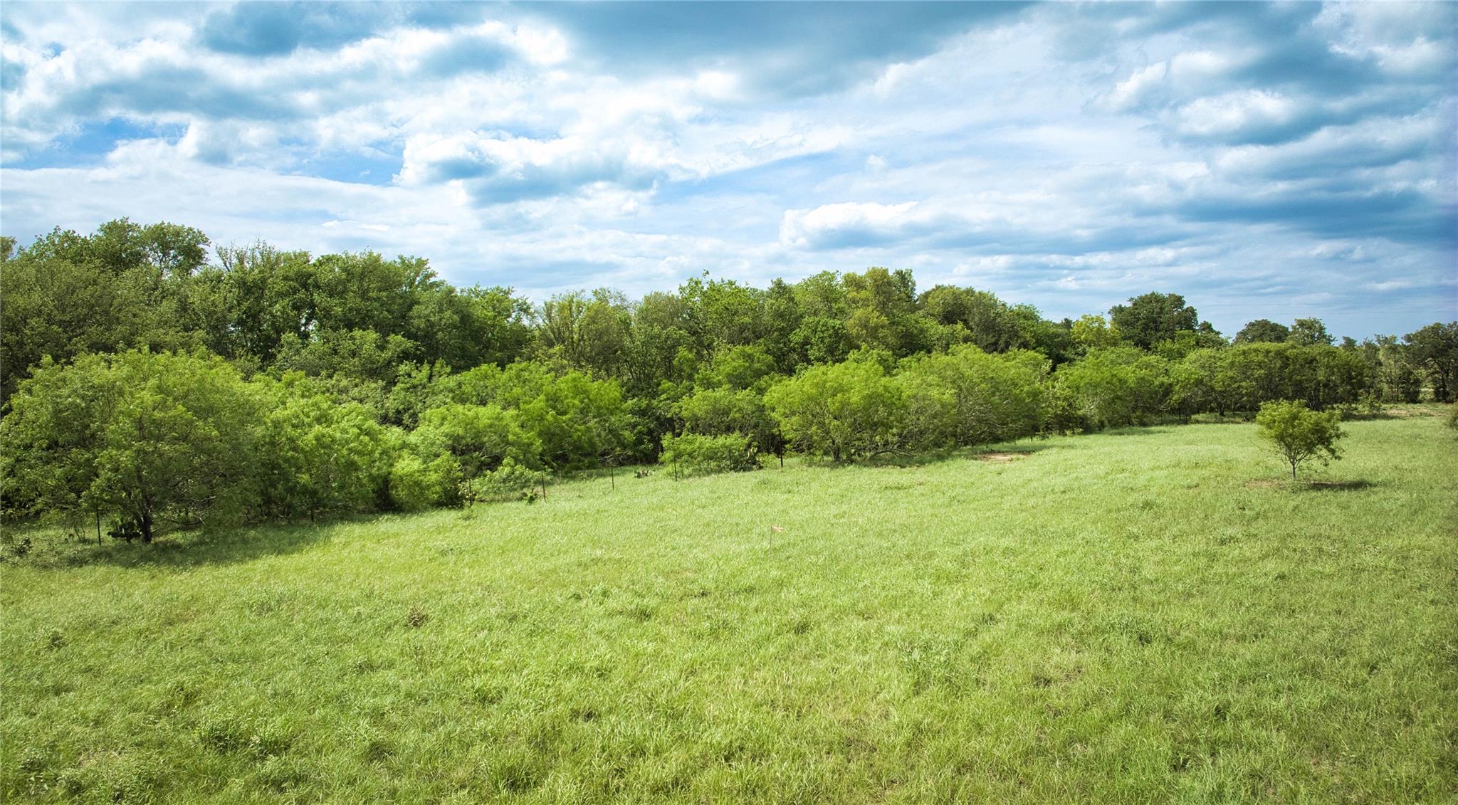 9216 Fm 713, Dale, TX 78616