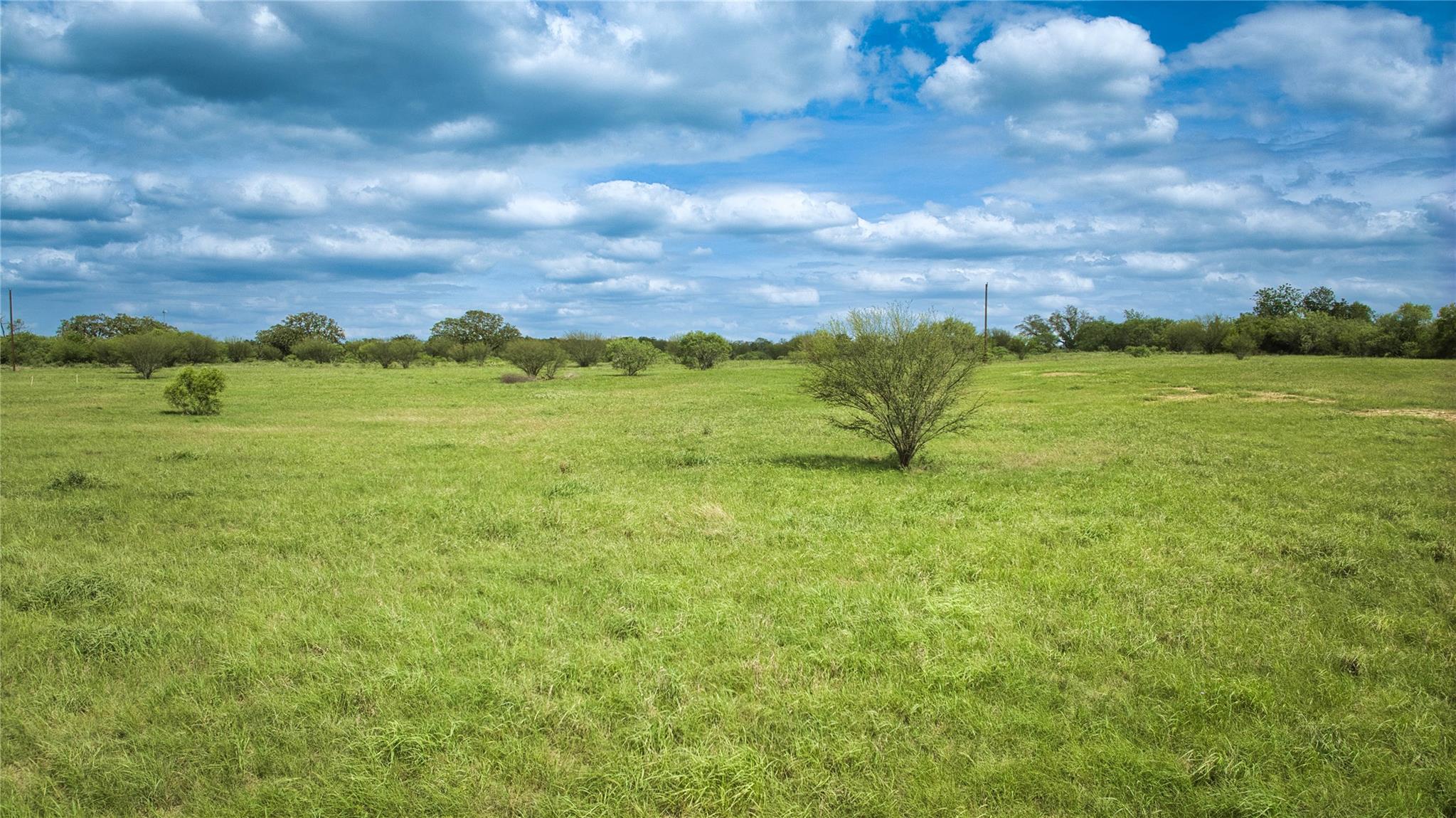 9216 Fm 713, Dale, TX 78616