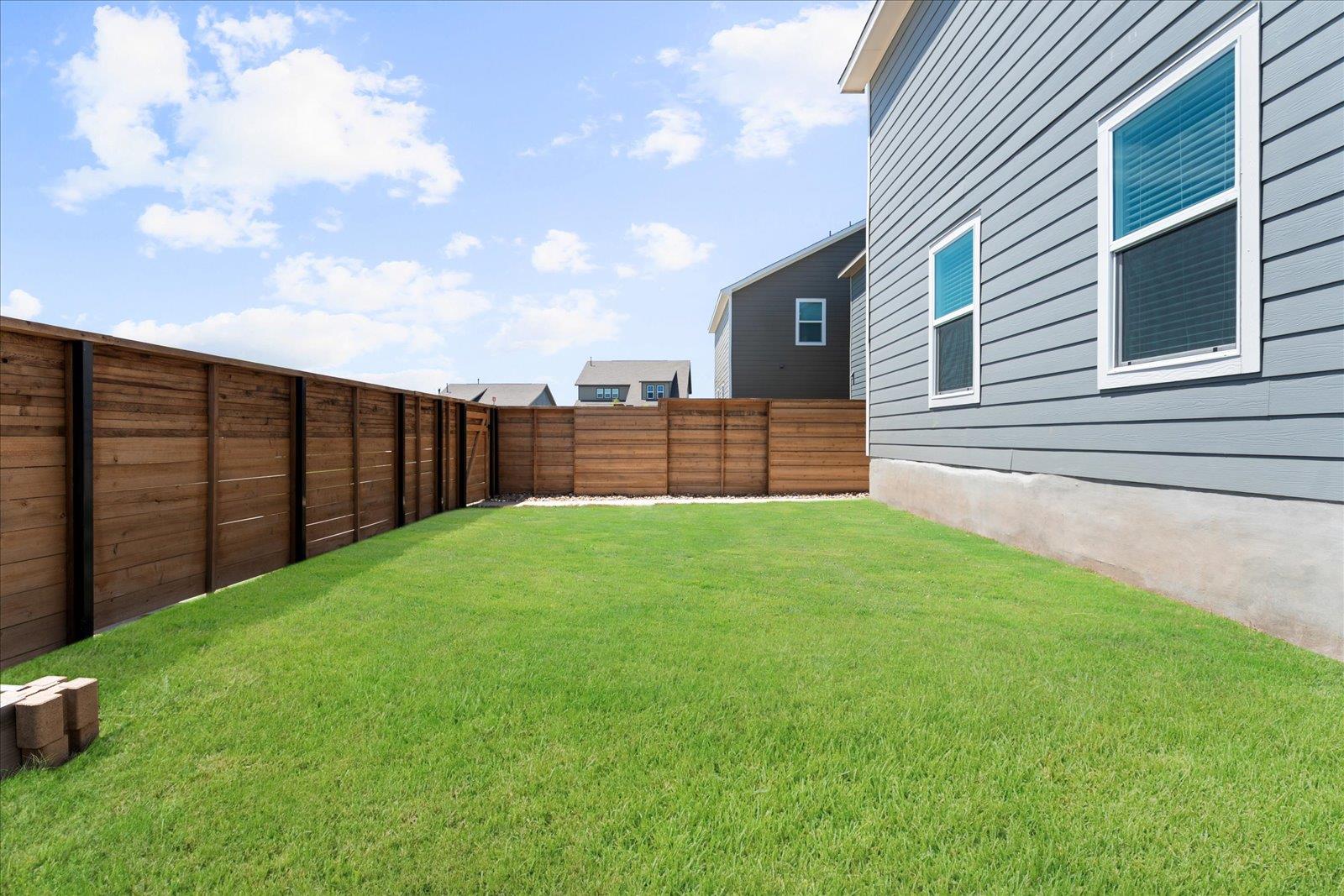 905 Powell St, Kyle, TX 78640