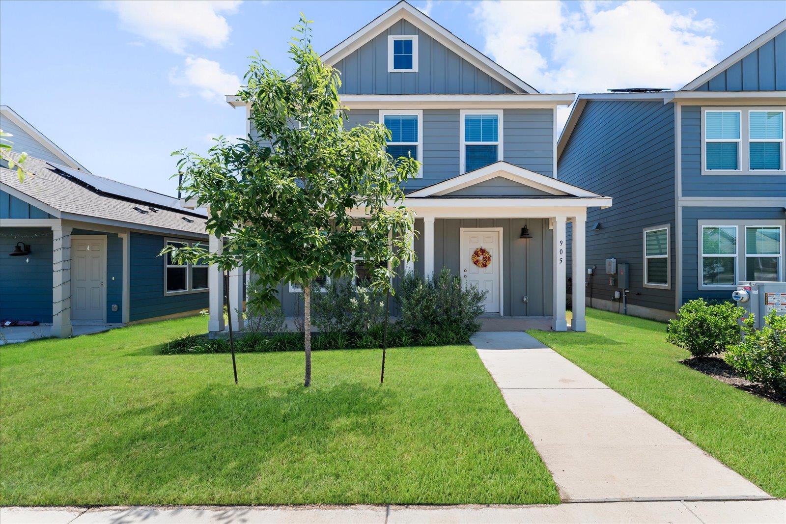 905 Powell St, Kyle, TX 78640