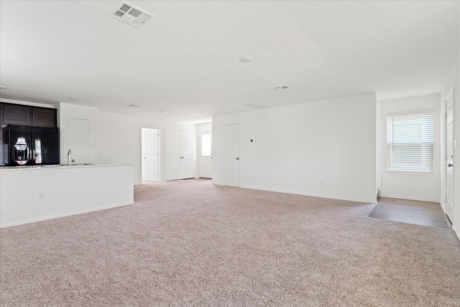 905 Powell St, Kyle, TX 78640