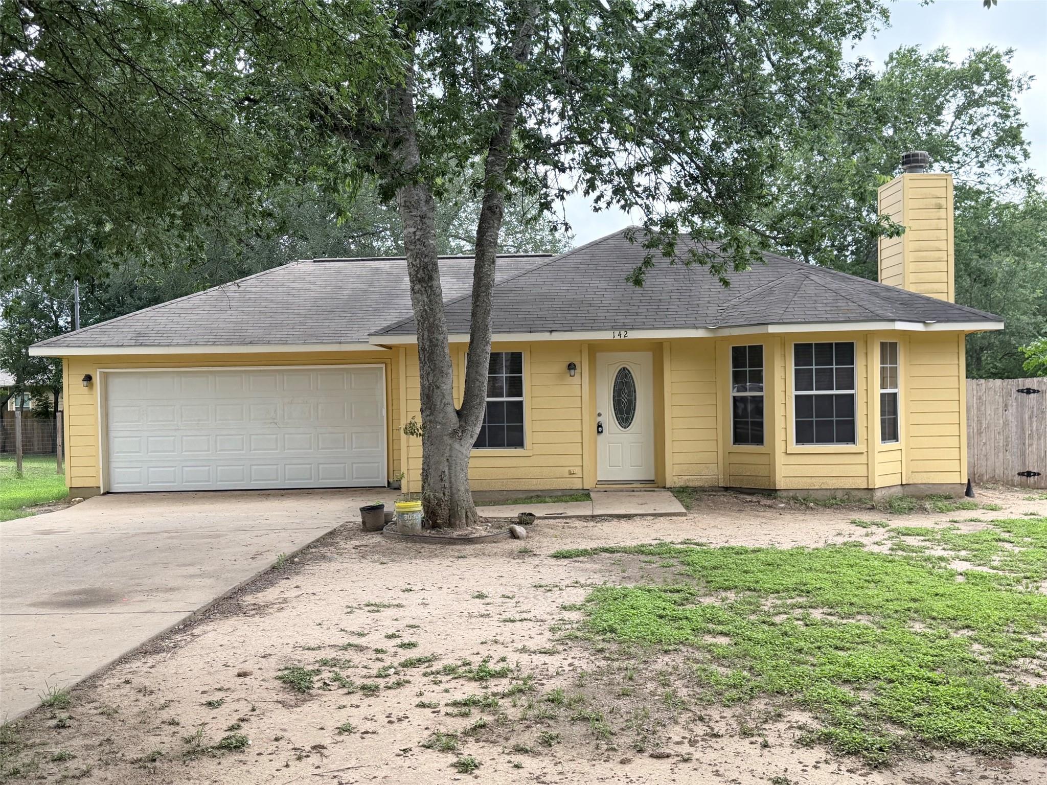 142 Nuuanu Ln, Bastrop, TX 78602