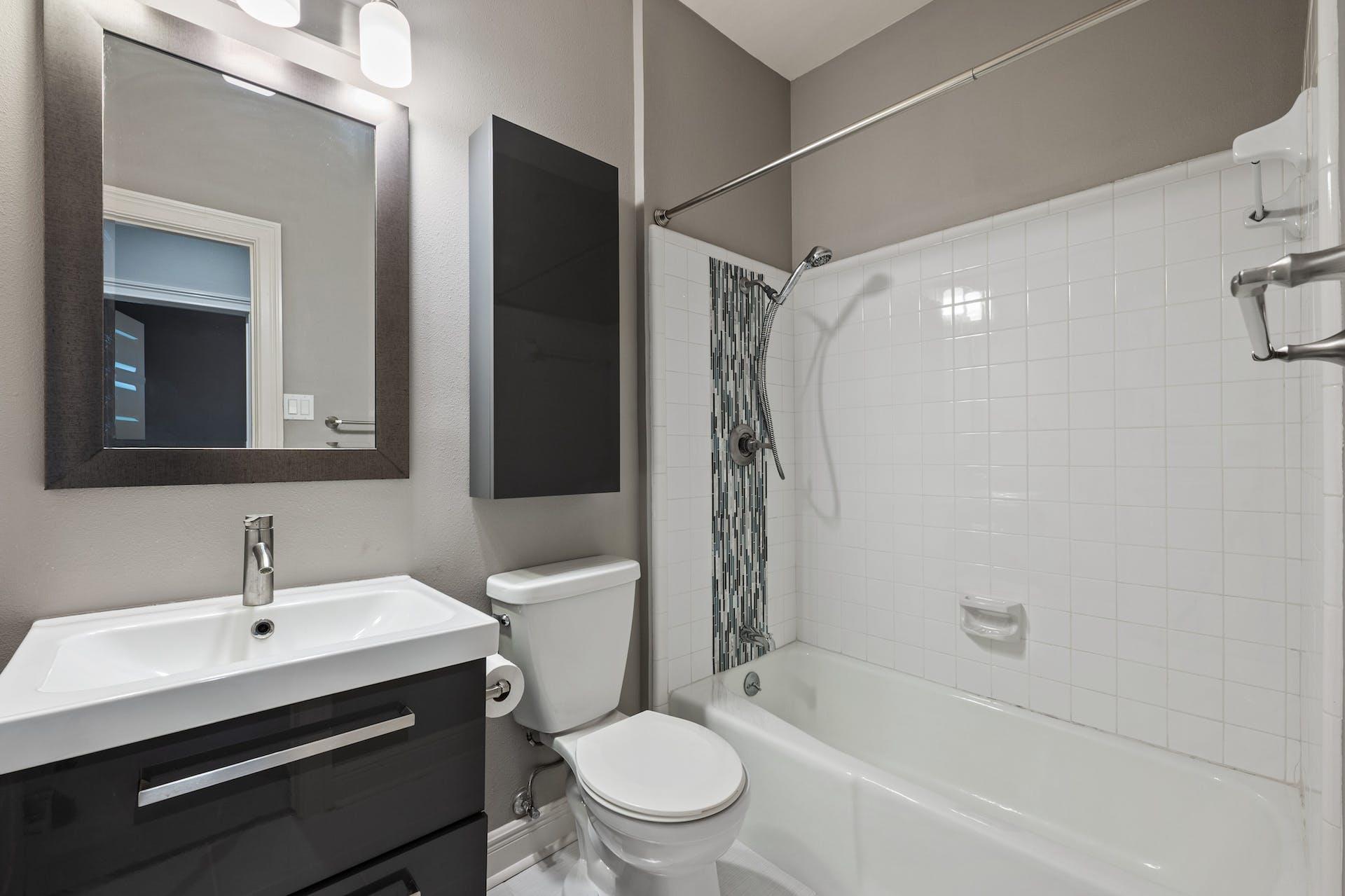 5703 Eagle Clfs, Austin, TX 78731